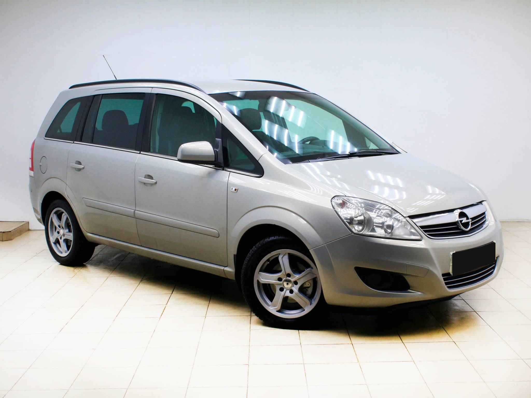 Opel Zafira, B Рестайлинг