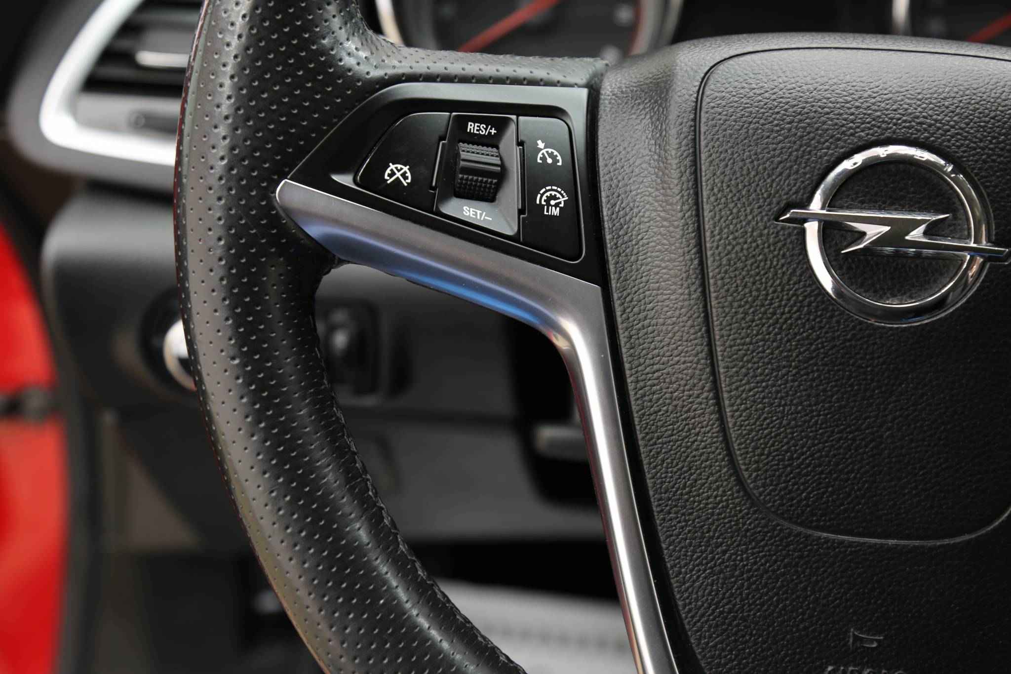 Opel Astra, J Рестайлинг