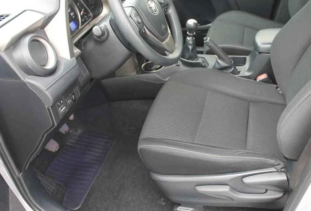 Toyota RAV4, IV (CA40)