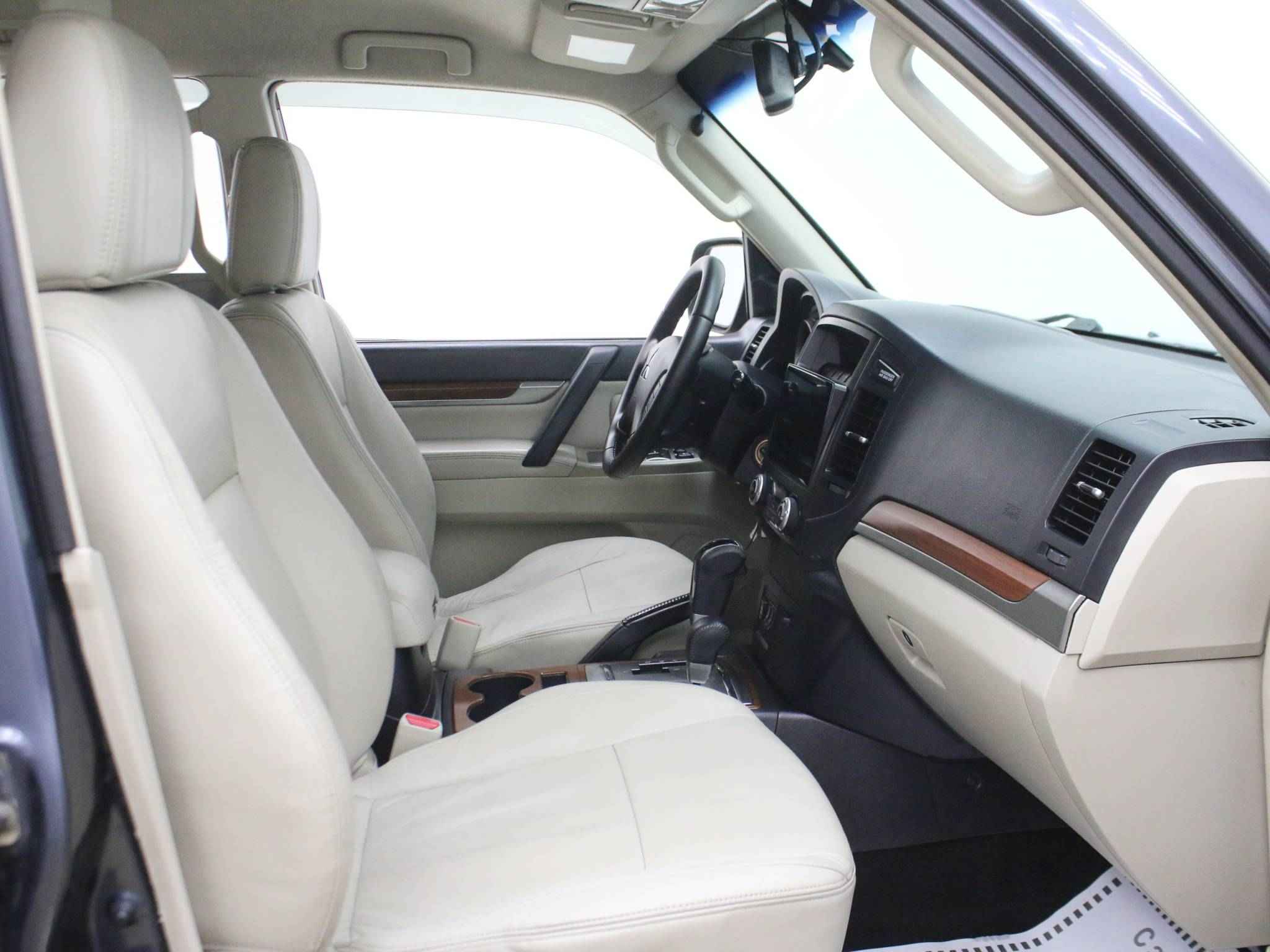 Mitsubishi Pajero, IV