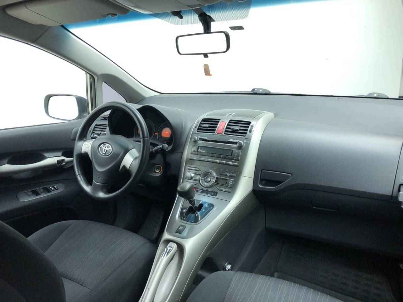 Toyota Auris, I