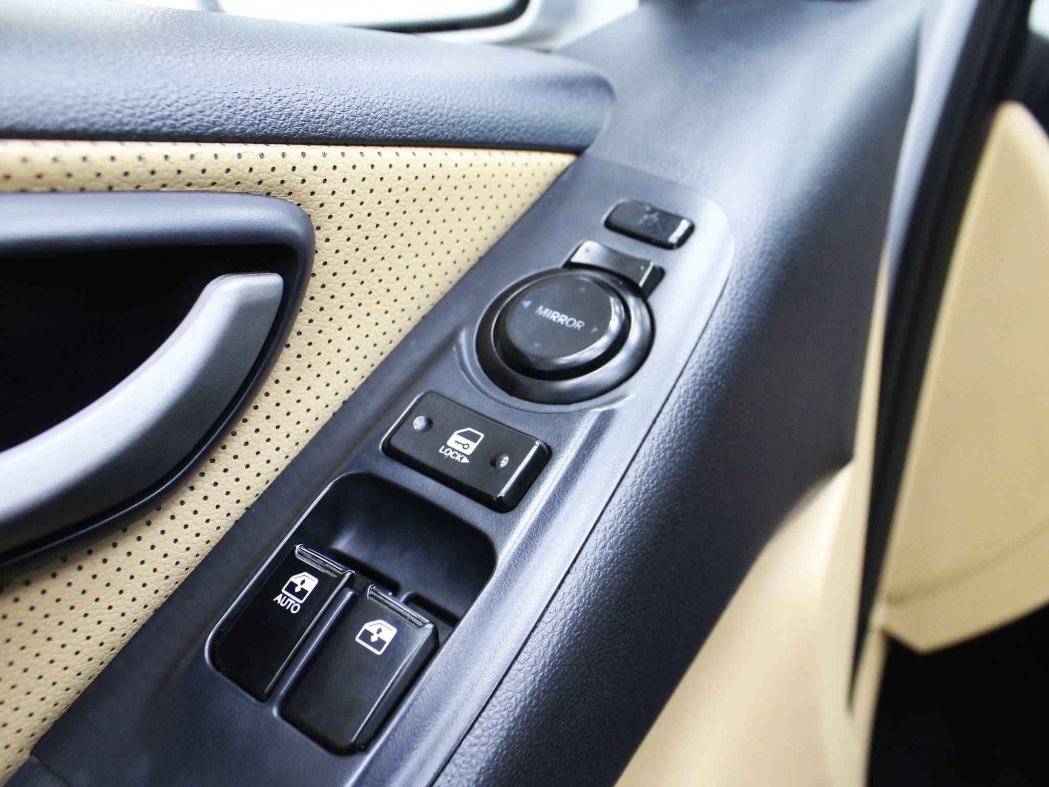 Hyundai Grand Starex, I