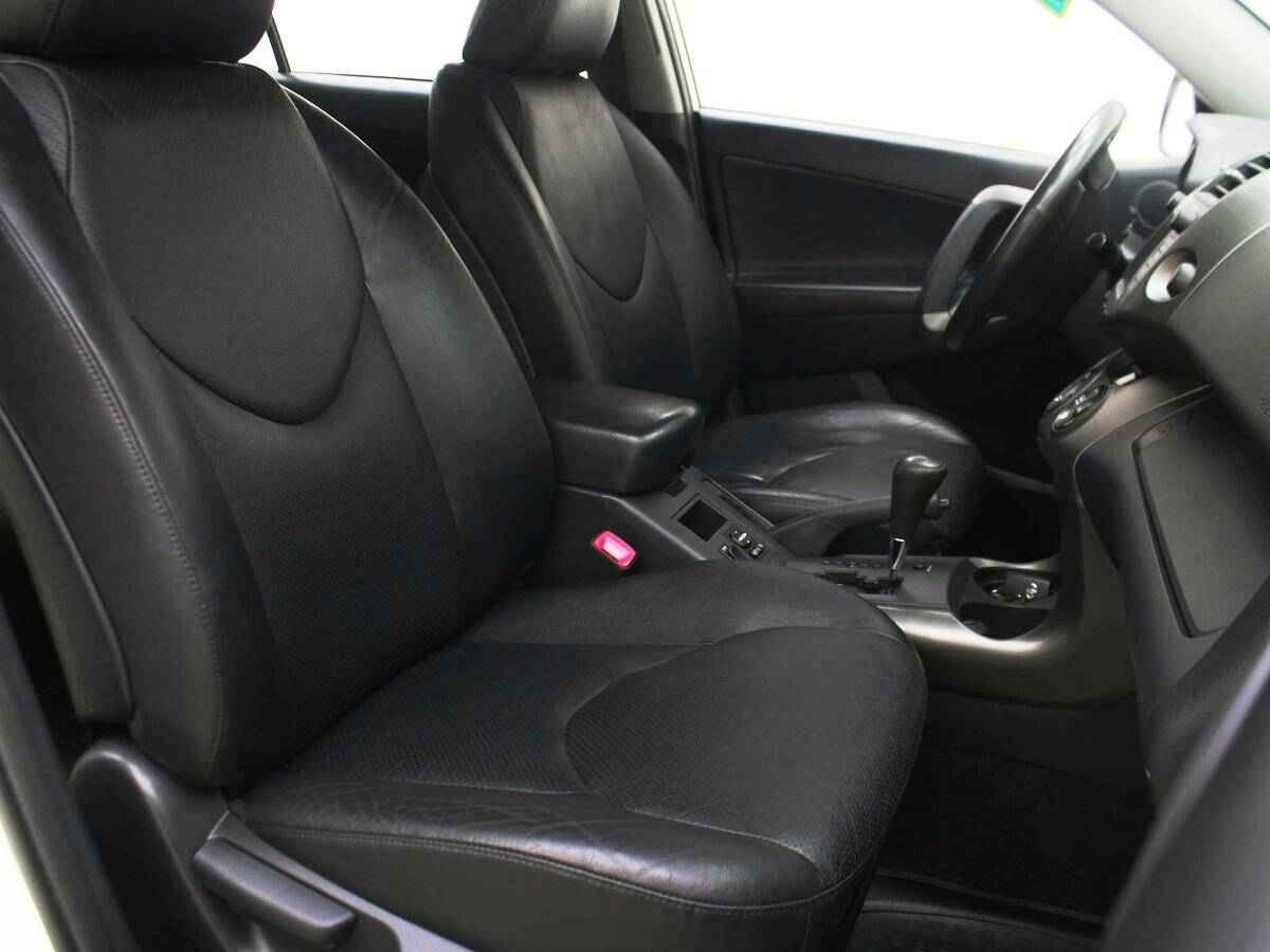 Toyota RAV4, III (XA30)