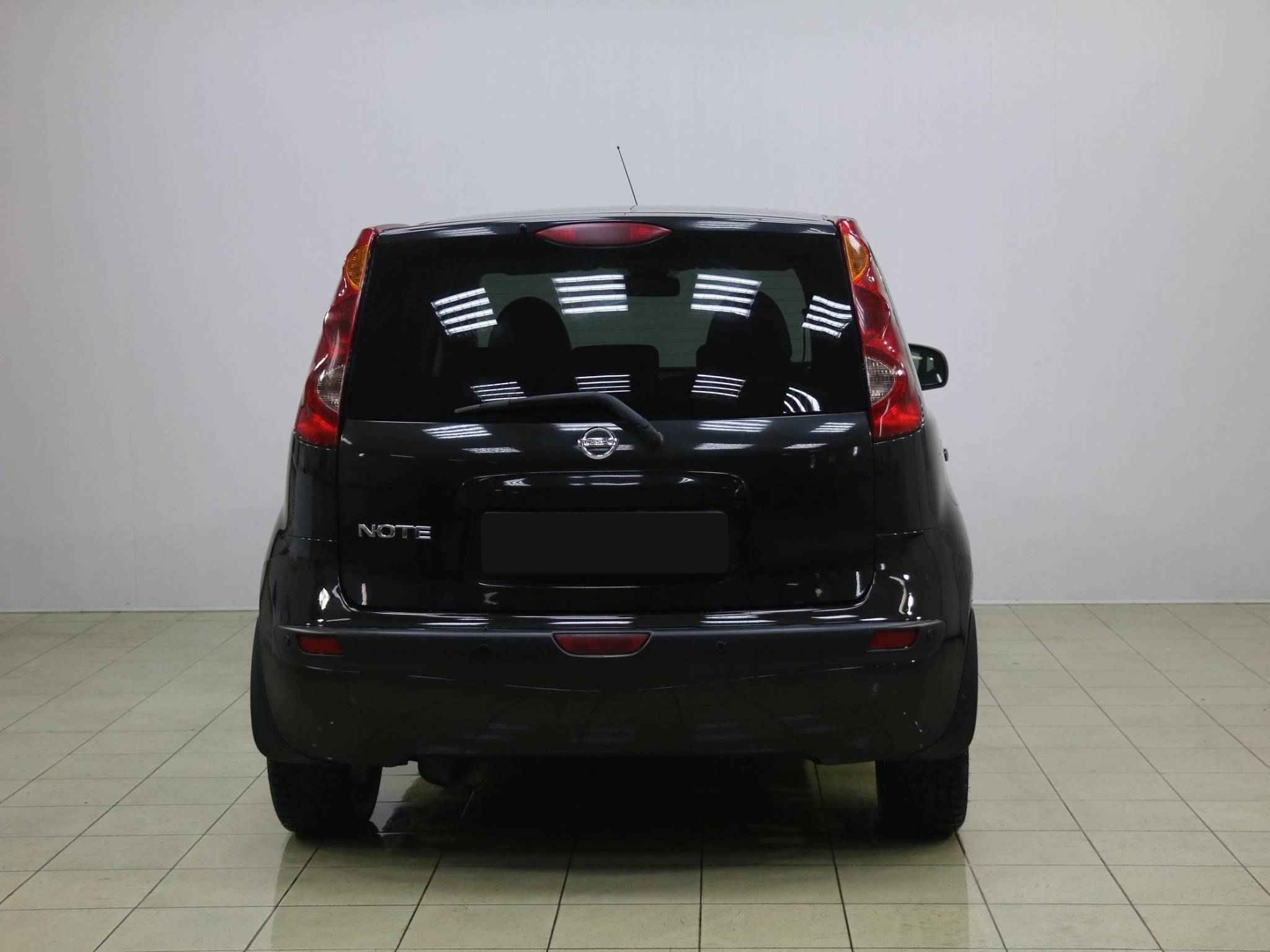 Nissan Note, I