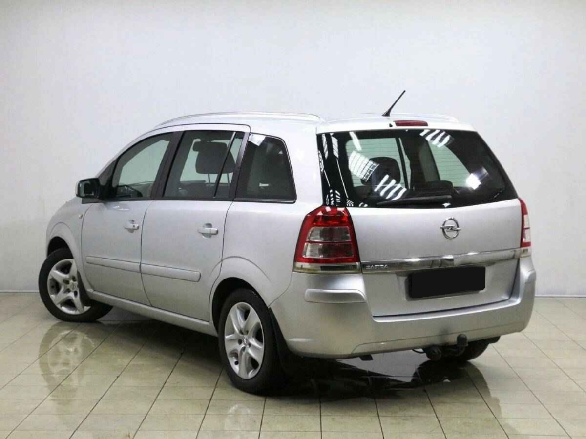 Opel Zafira, B Рестайлинг