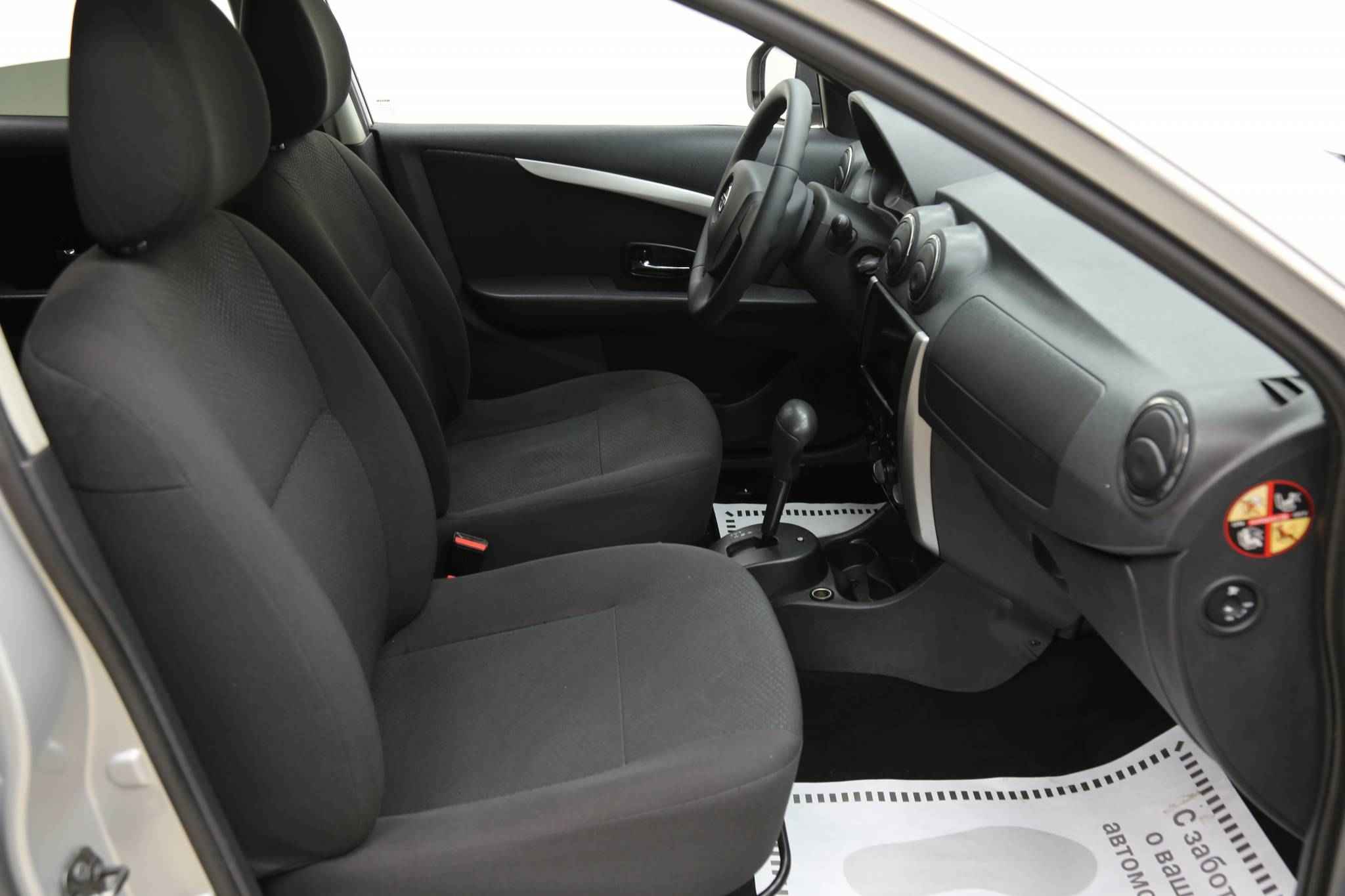 Nissan Almera, III (G15)