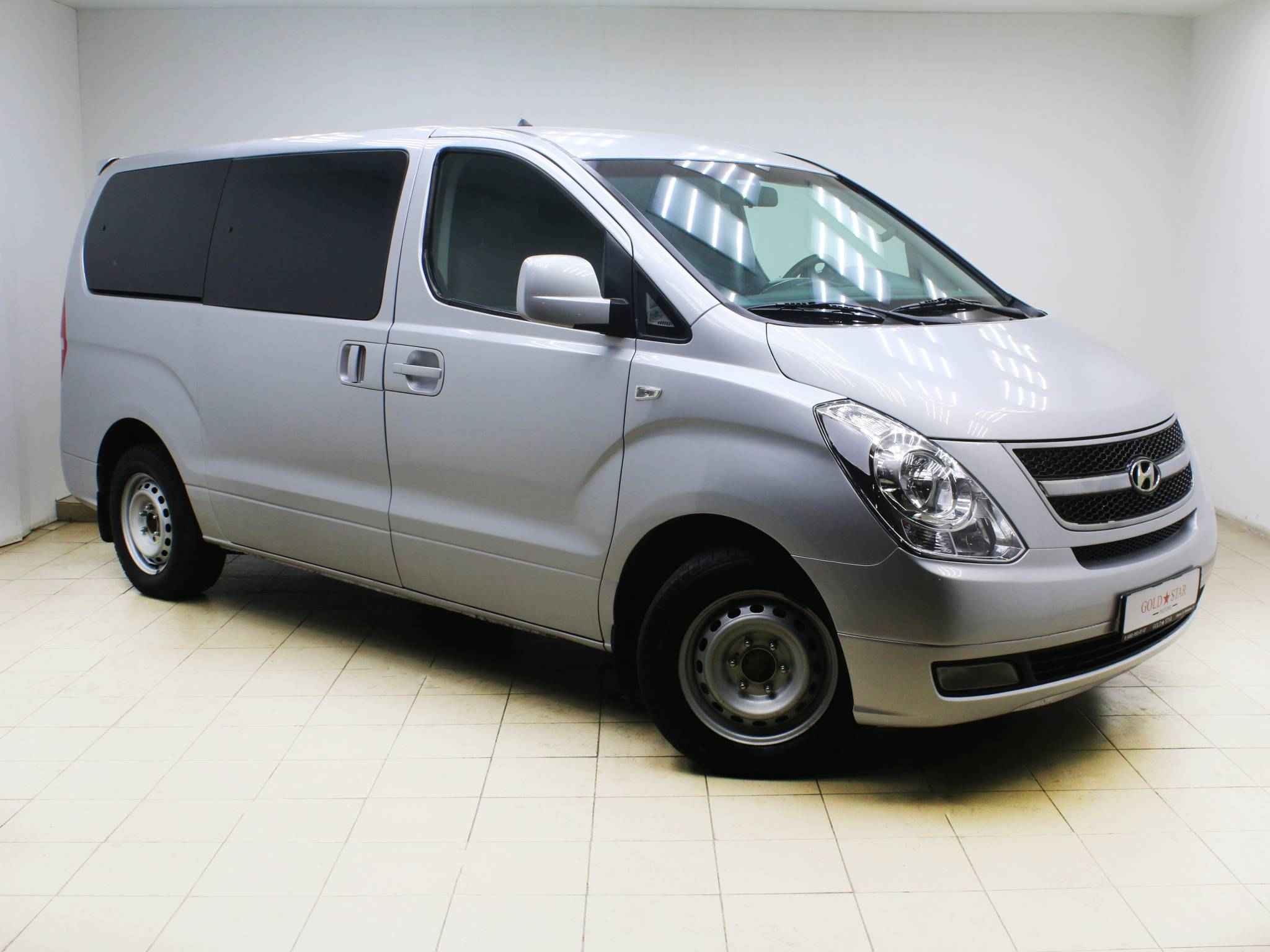 Hyundai Grand Starex, I