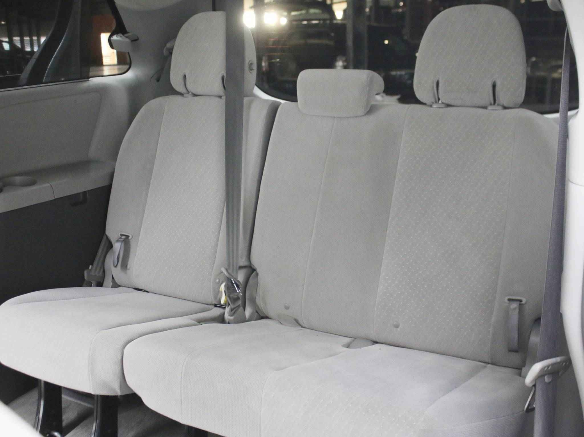 Toyota Sienna, III Рестайлинг