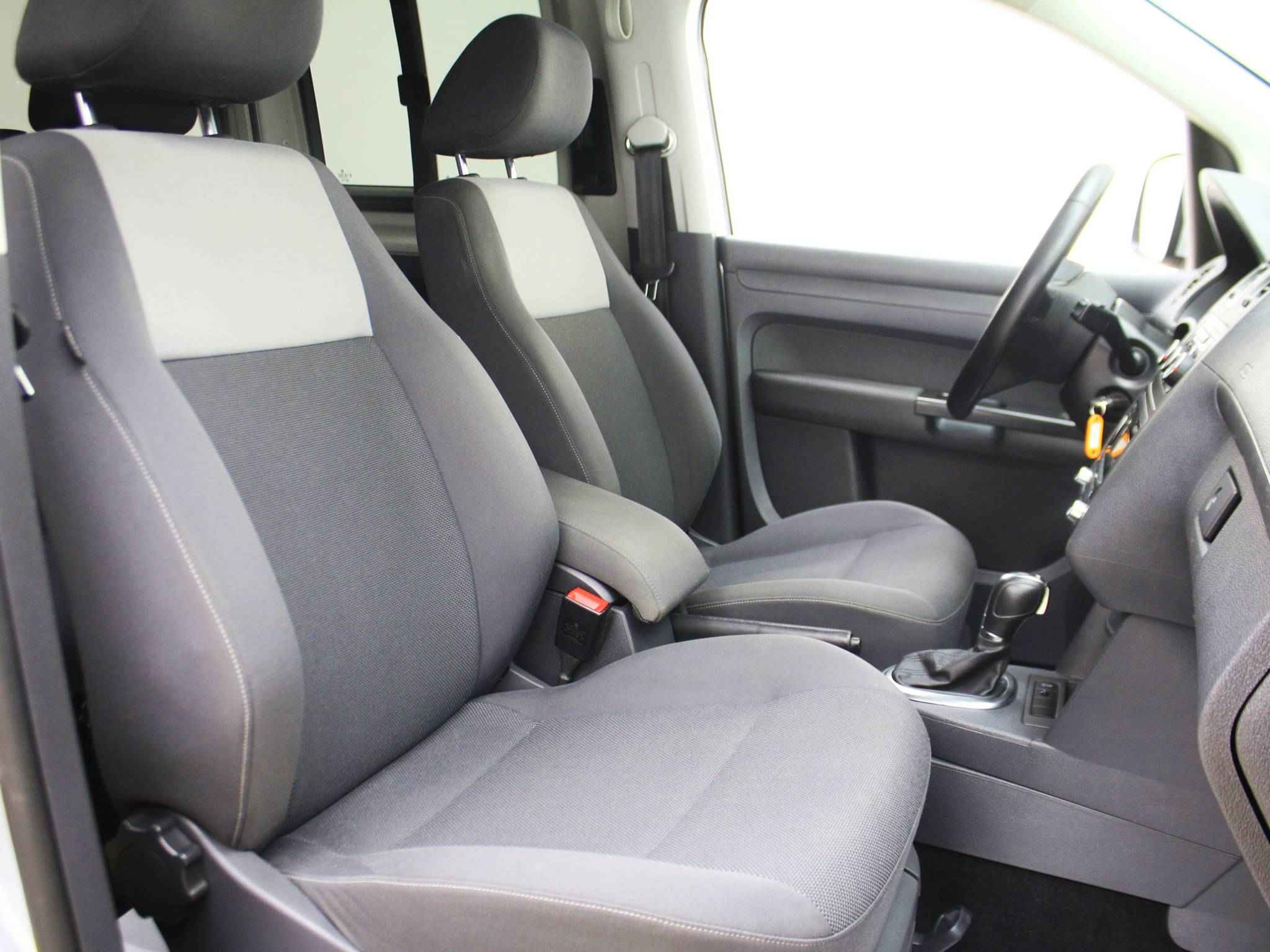 Volkswagen Caddy, III Рестайлинг