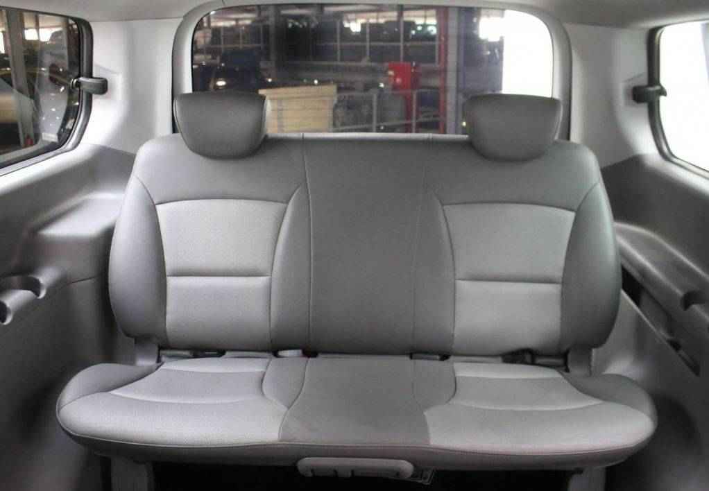 Hyundai Grand Starex, I