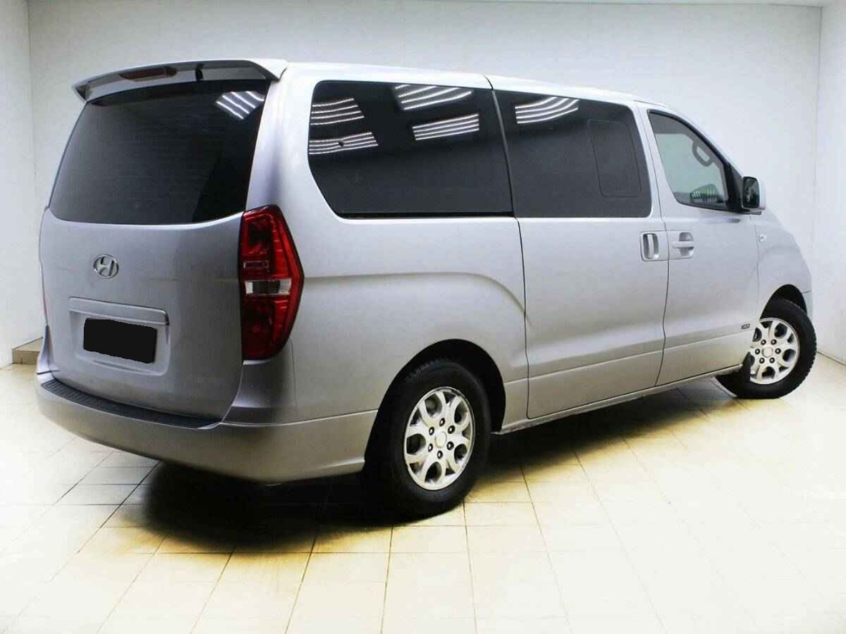 Hyundai Grand Starex, I