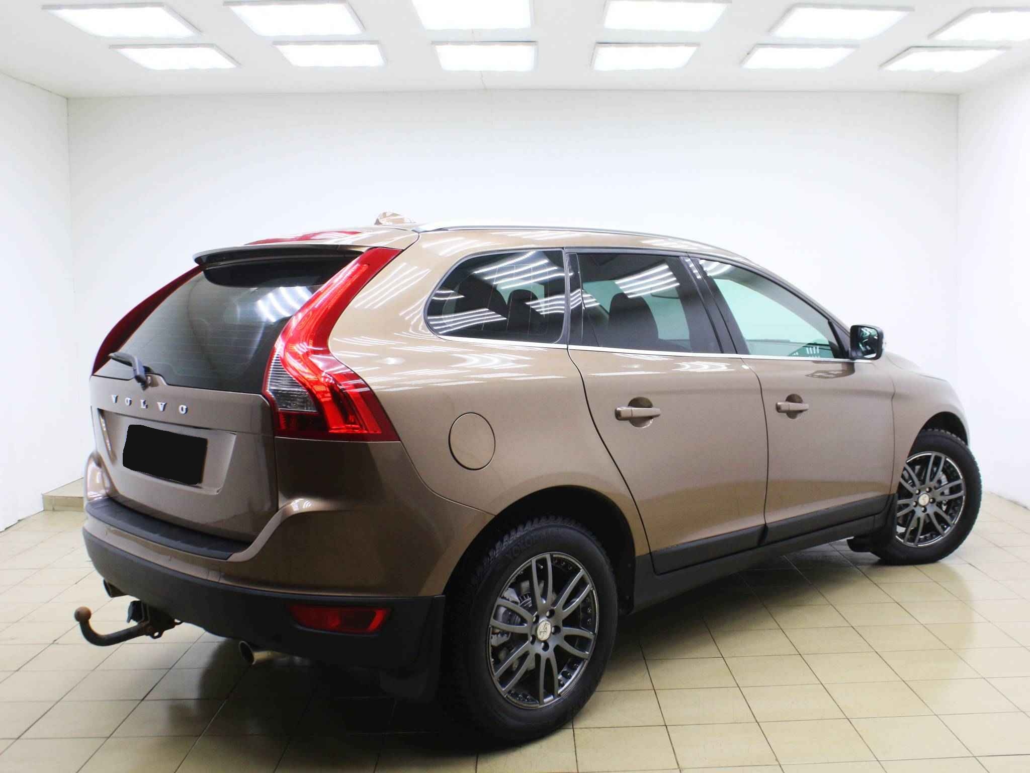 Volvo XC60, I