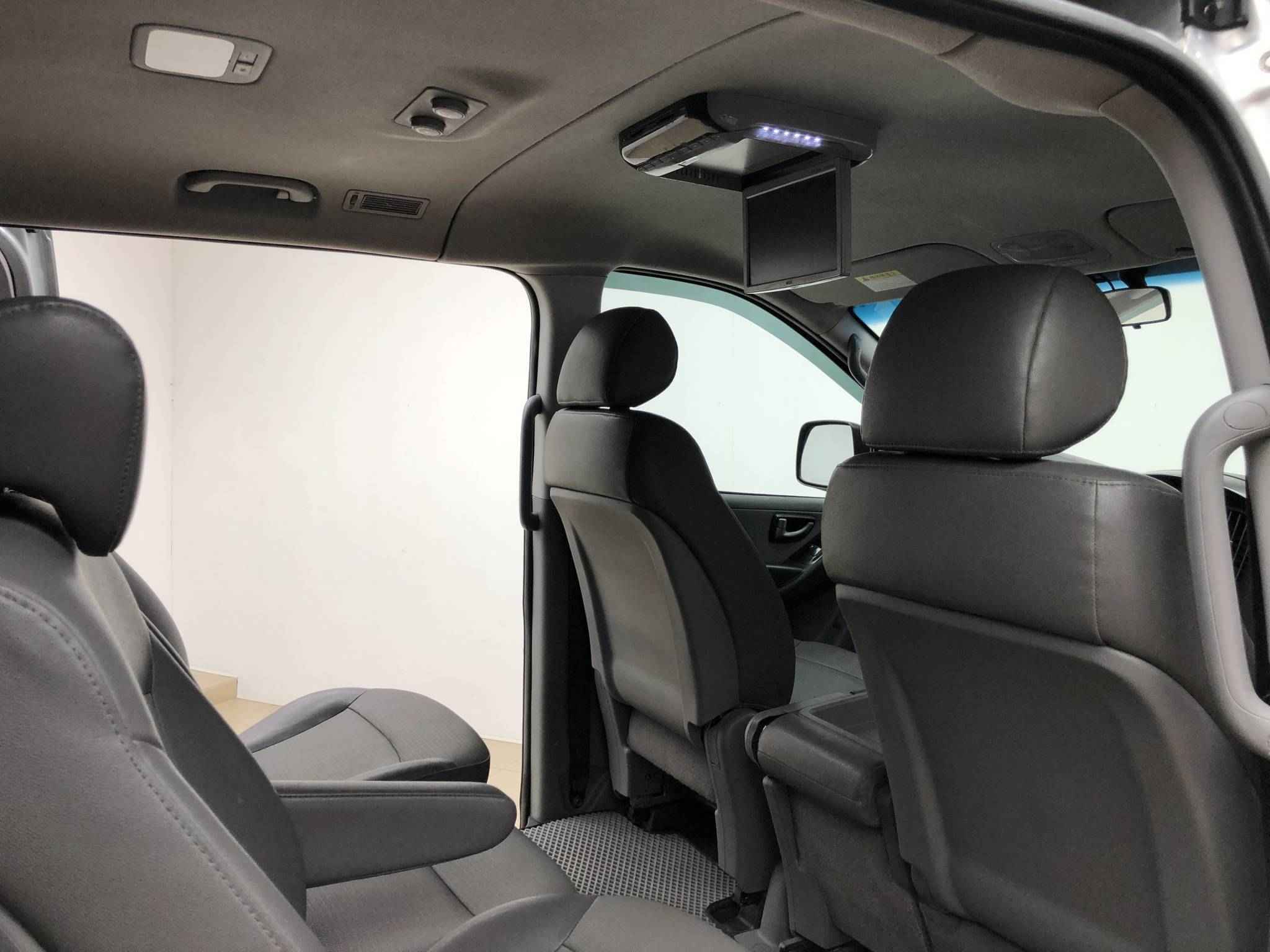 Hyundai Grand Starex, I