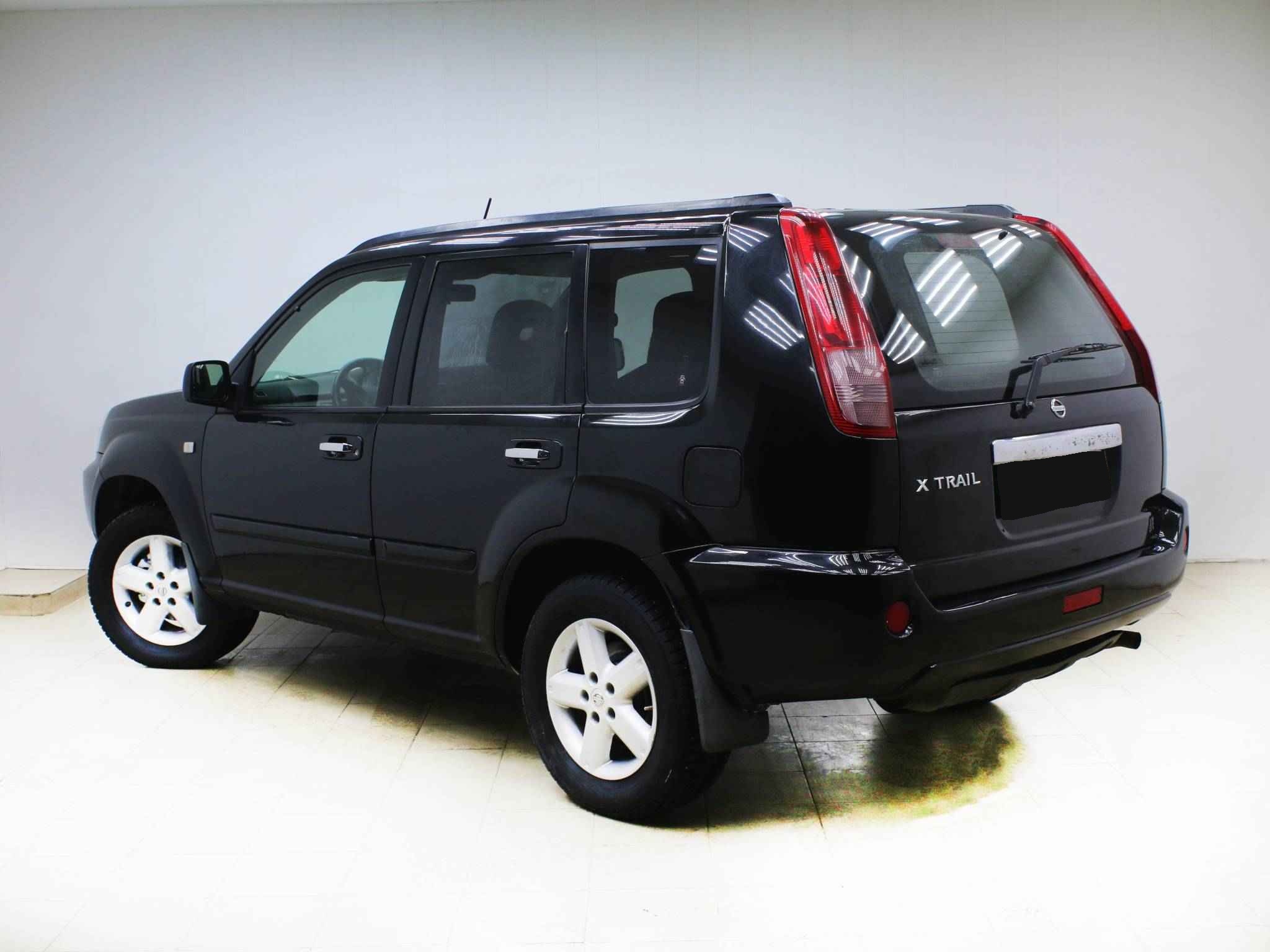 Nissan X-Trail, I