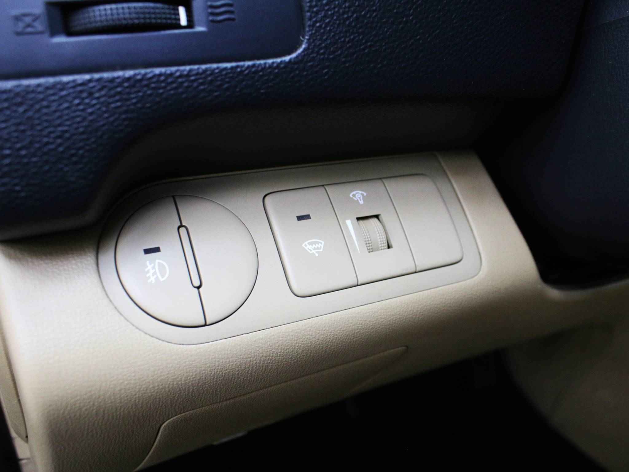 Hyundai Grand Starex, I