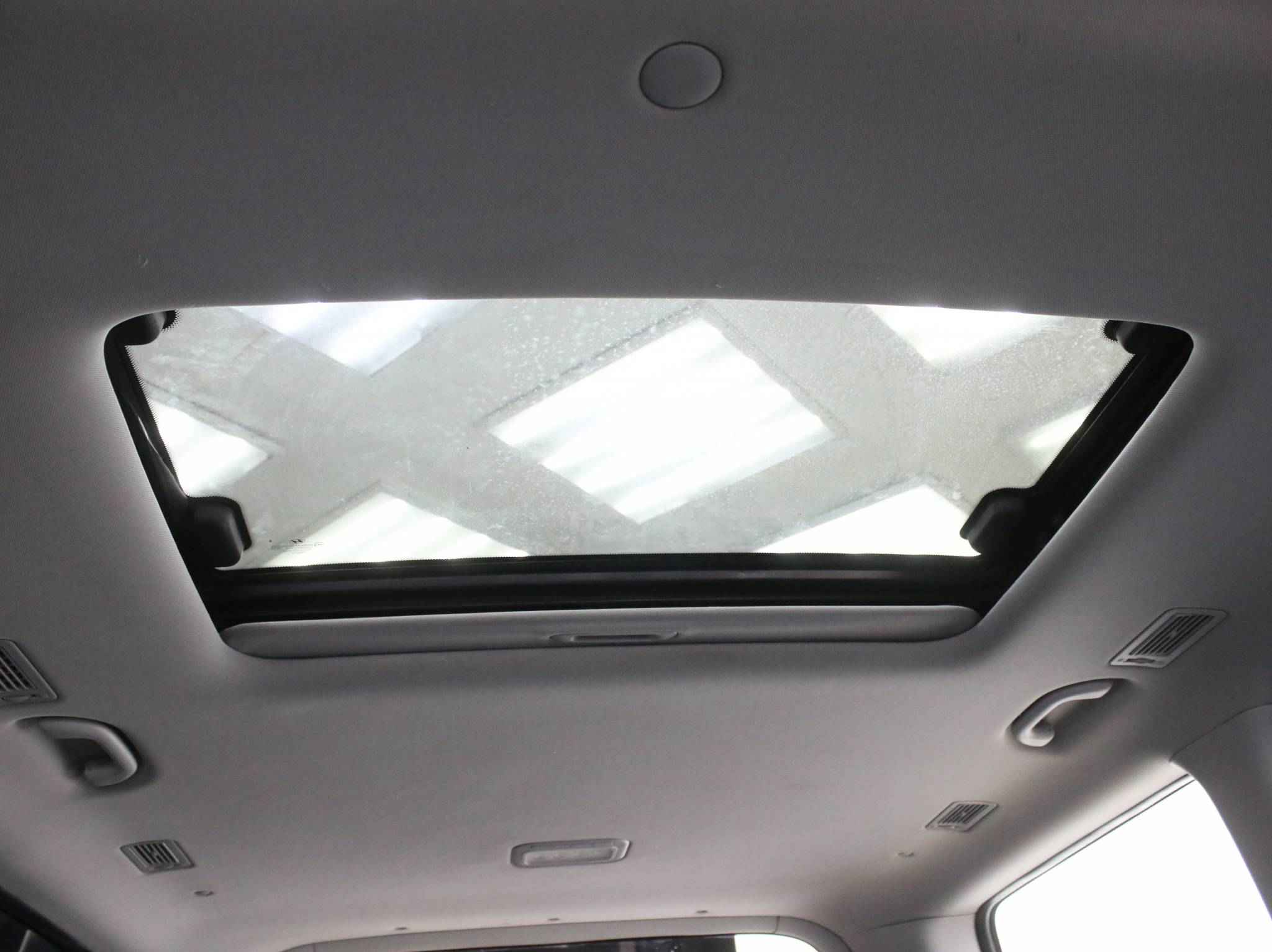 Hyundai Grand Starex, I