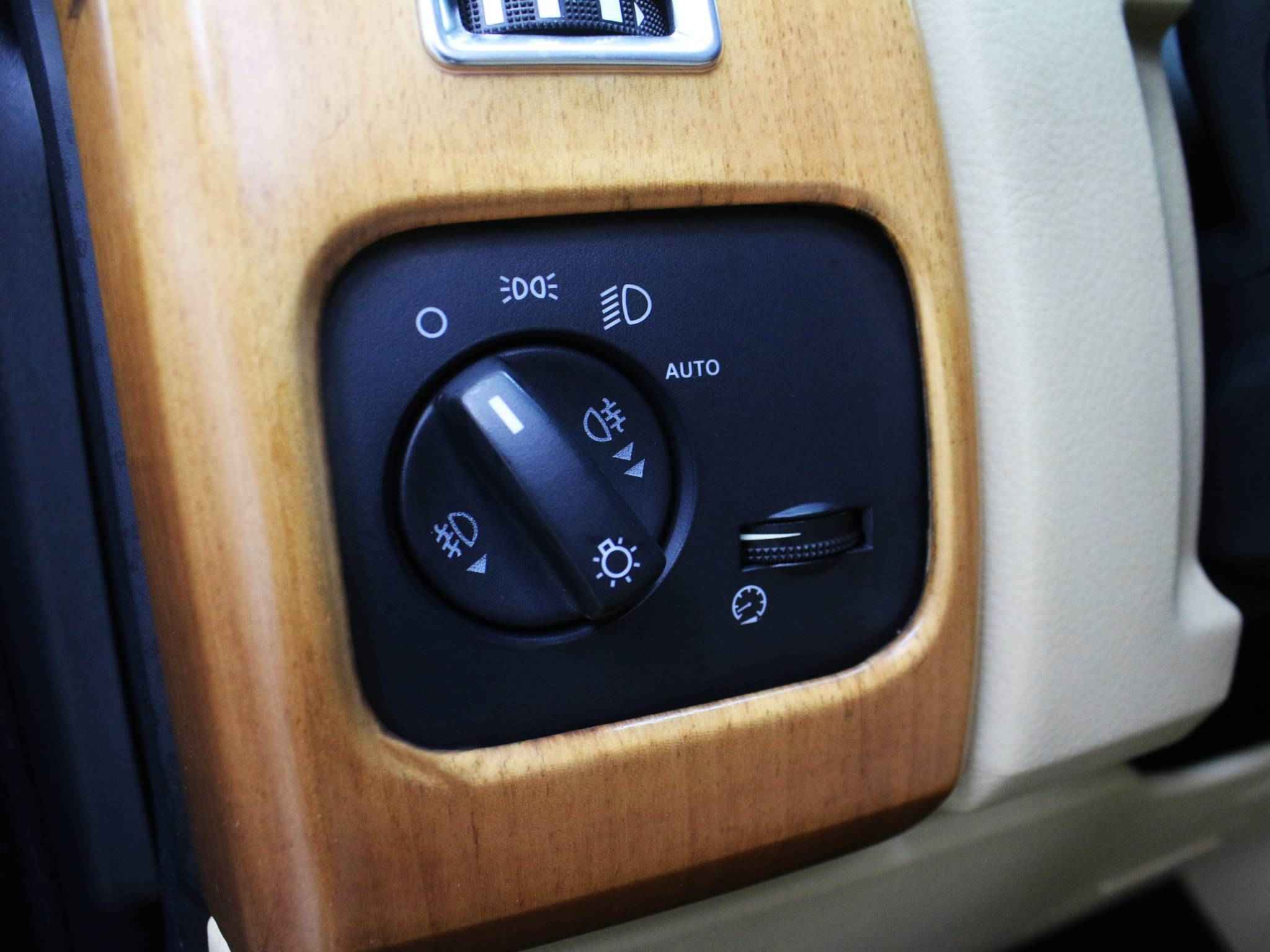 Land Rover Discovery, III