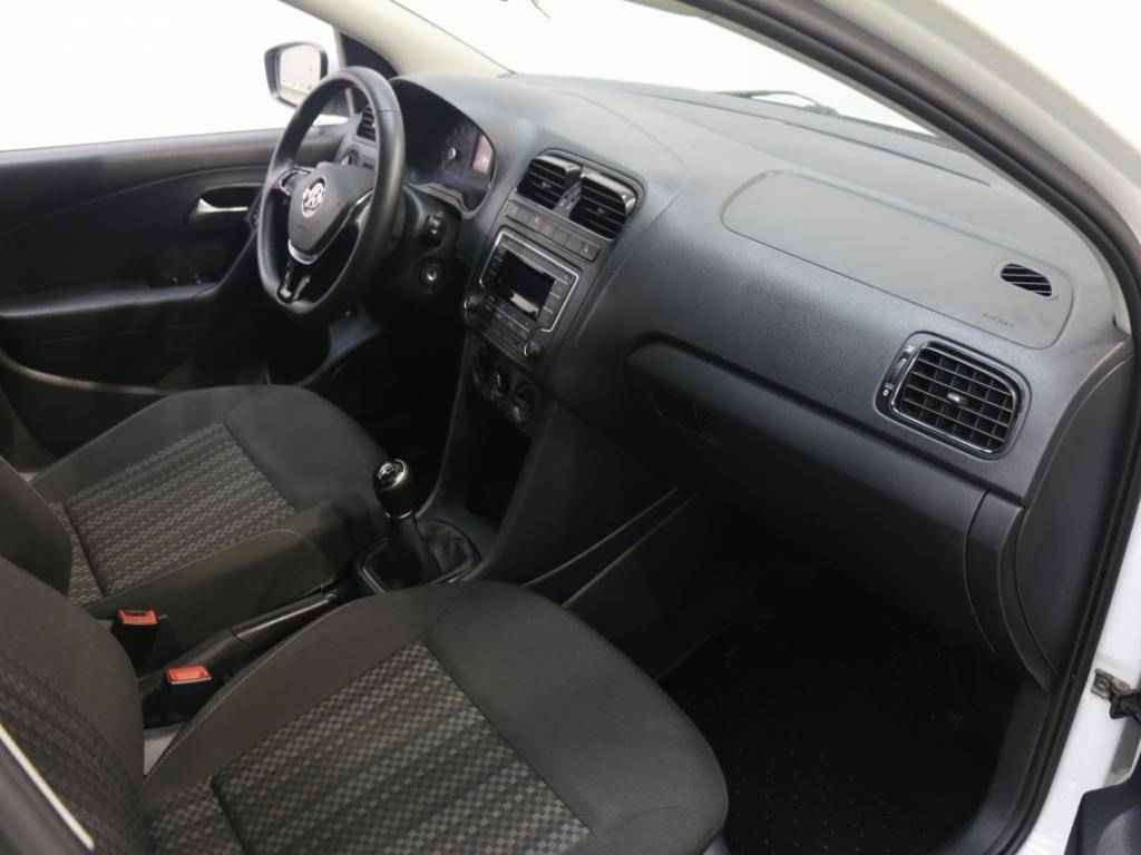 Volkswagen Polo, V Рестайлинг