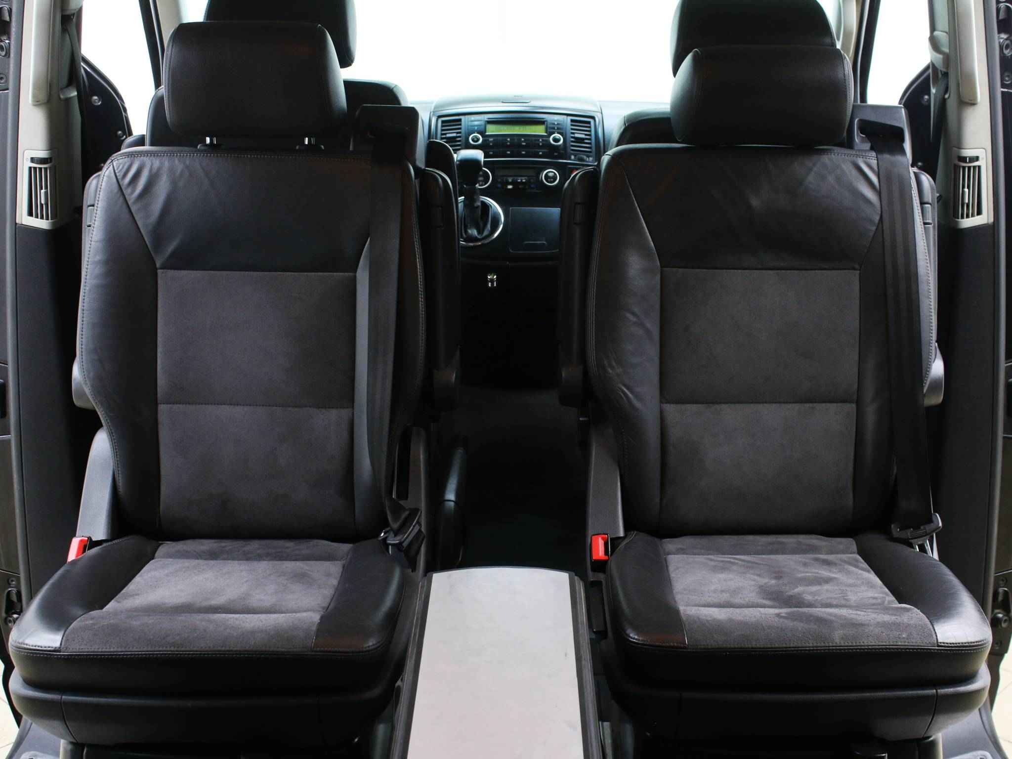 Volkswagen Multivan, T5