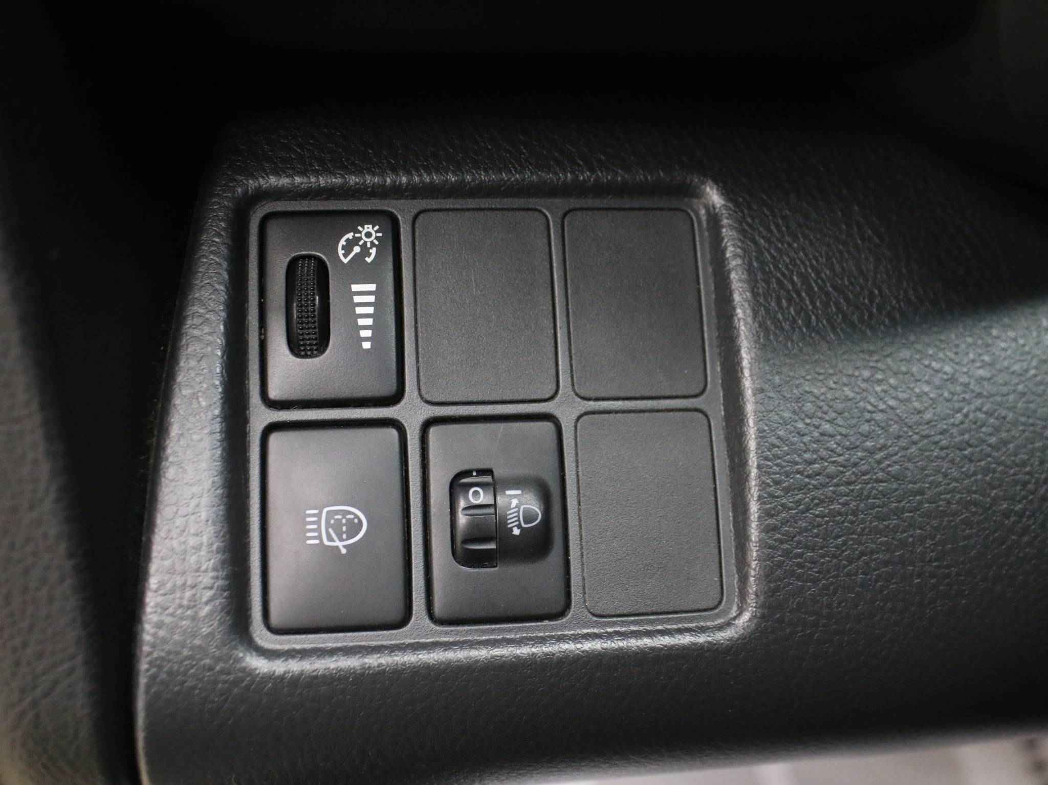 Toyota RAV4, III (XA30)