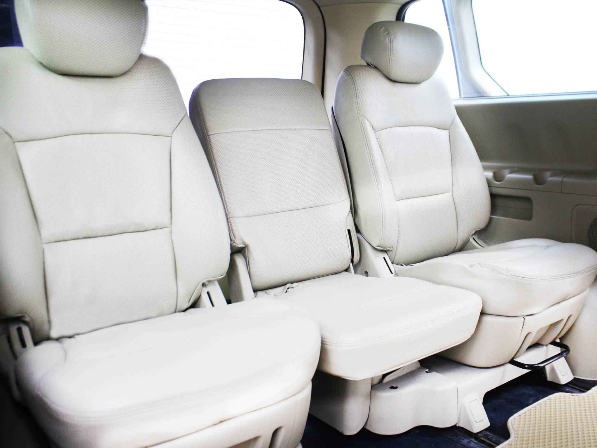 Hyundai Grand Starex, I