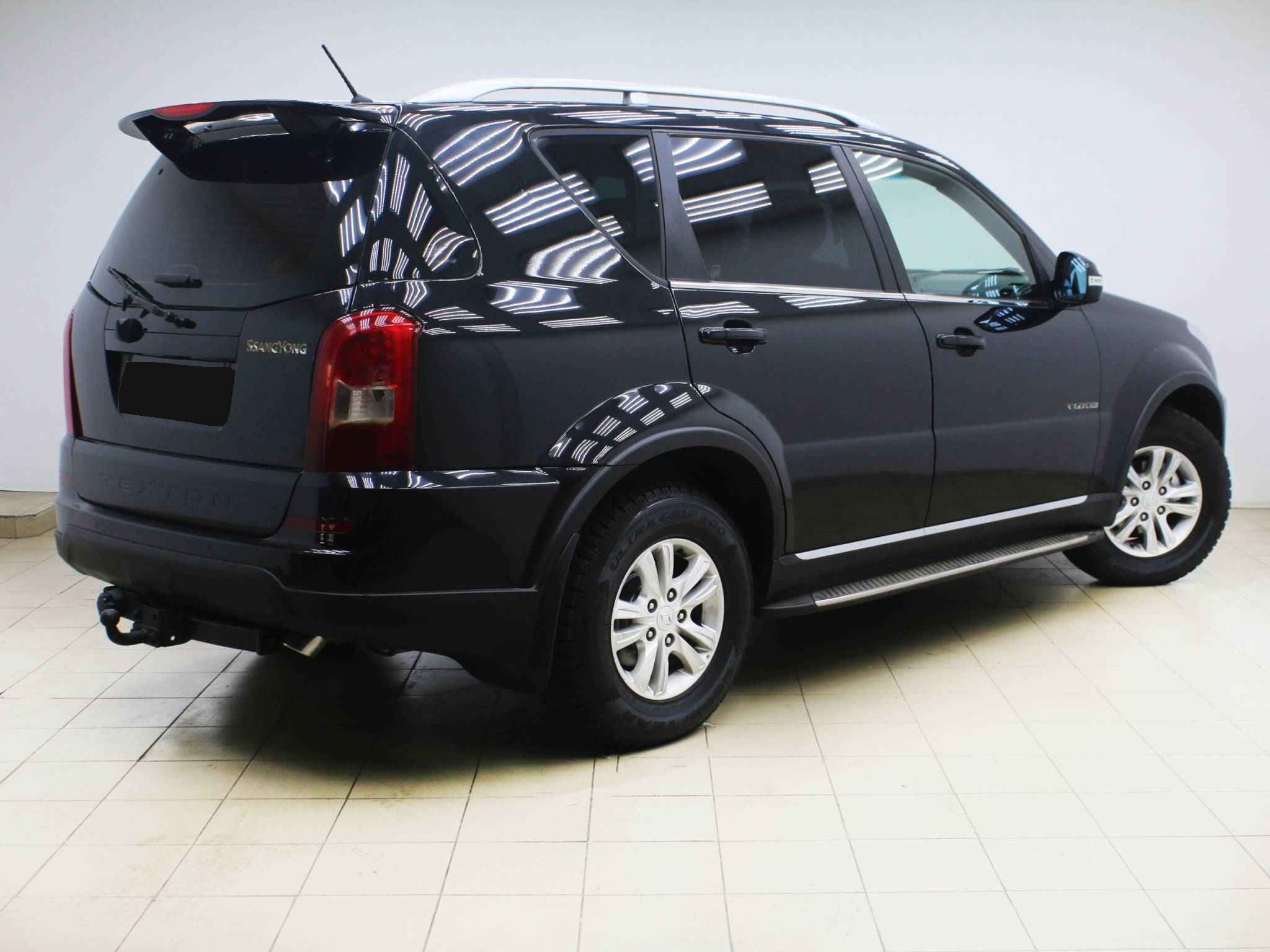 SsangYong Rexton, III