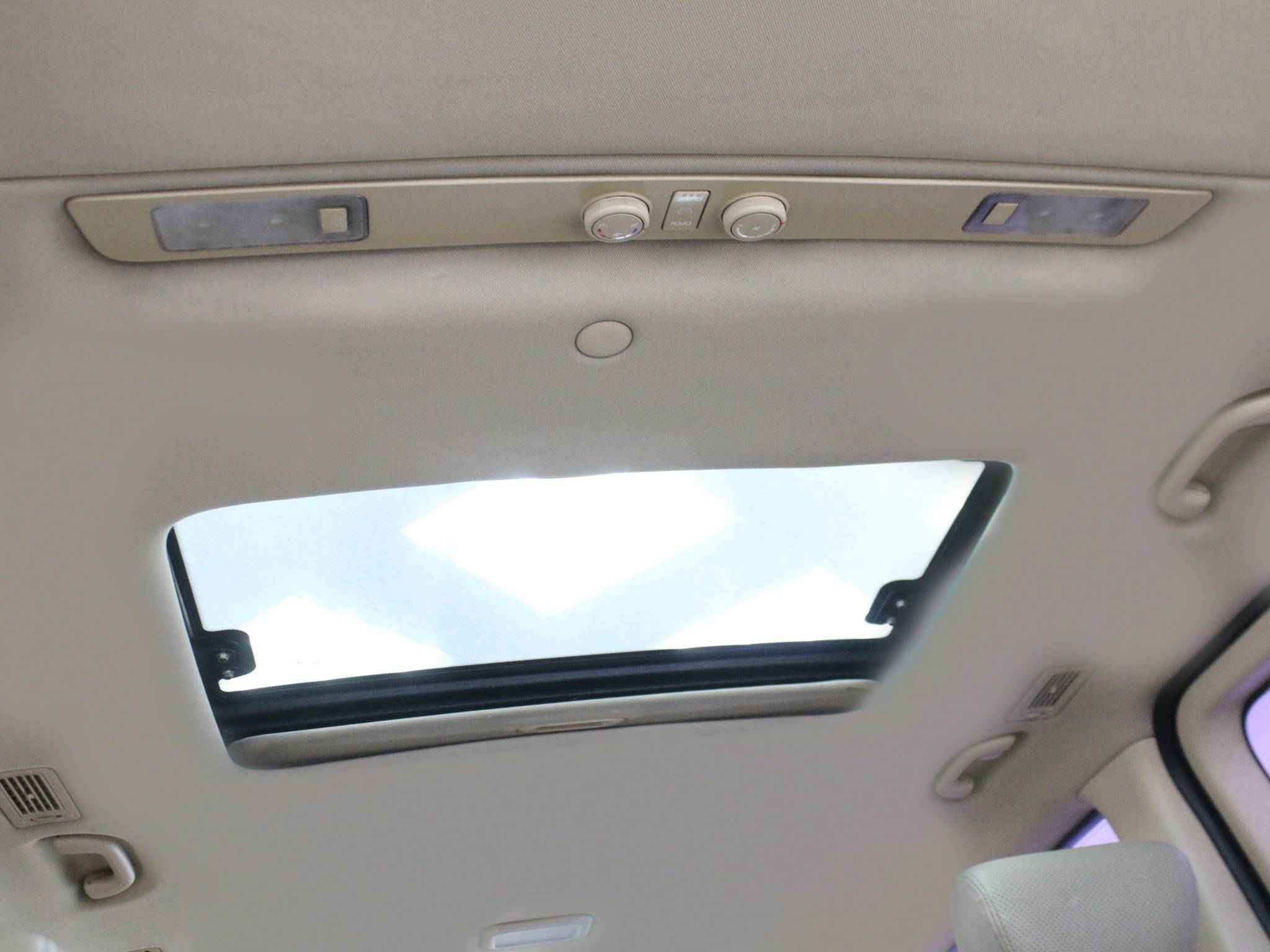 Hyundai Grand Starex, I