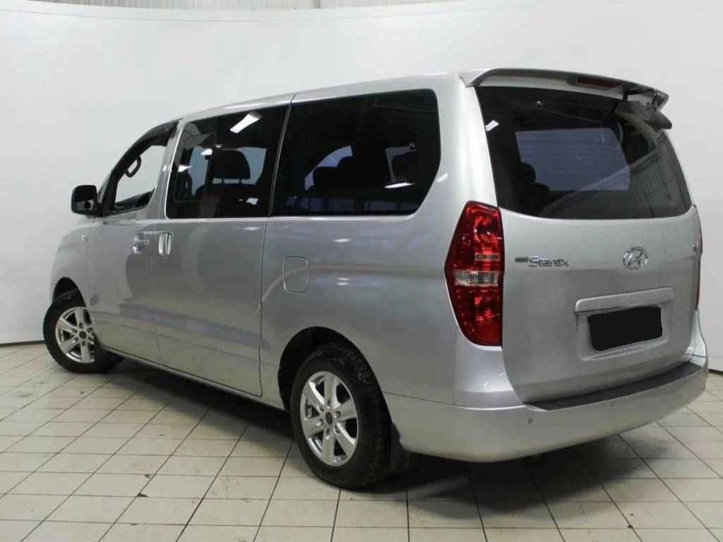 Hyundai Grand Starex, I