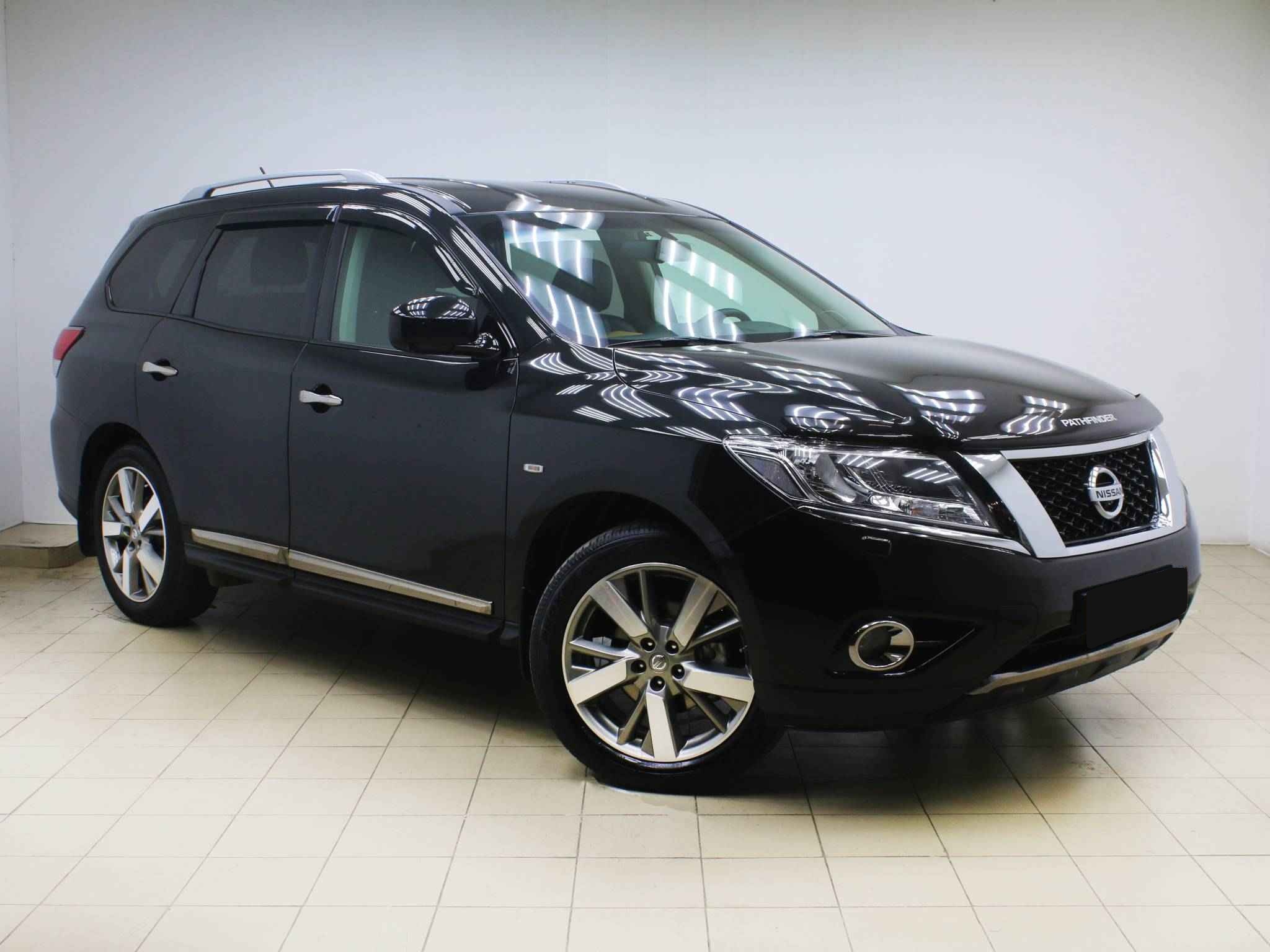 Nissan Pathfinder, IV