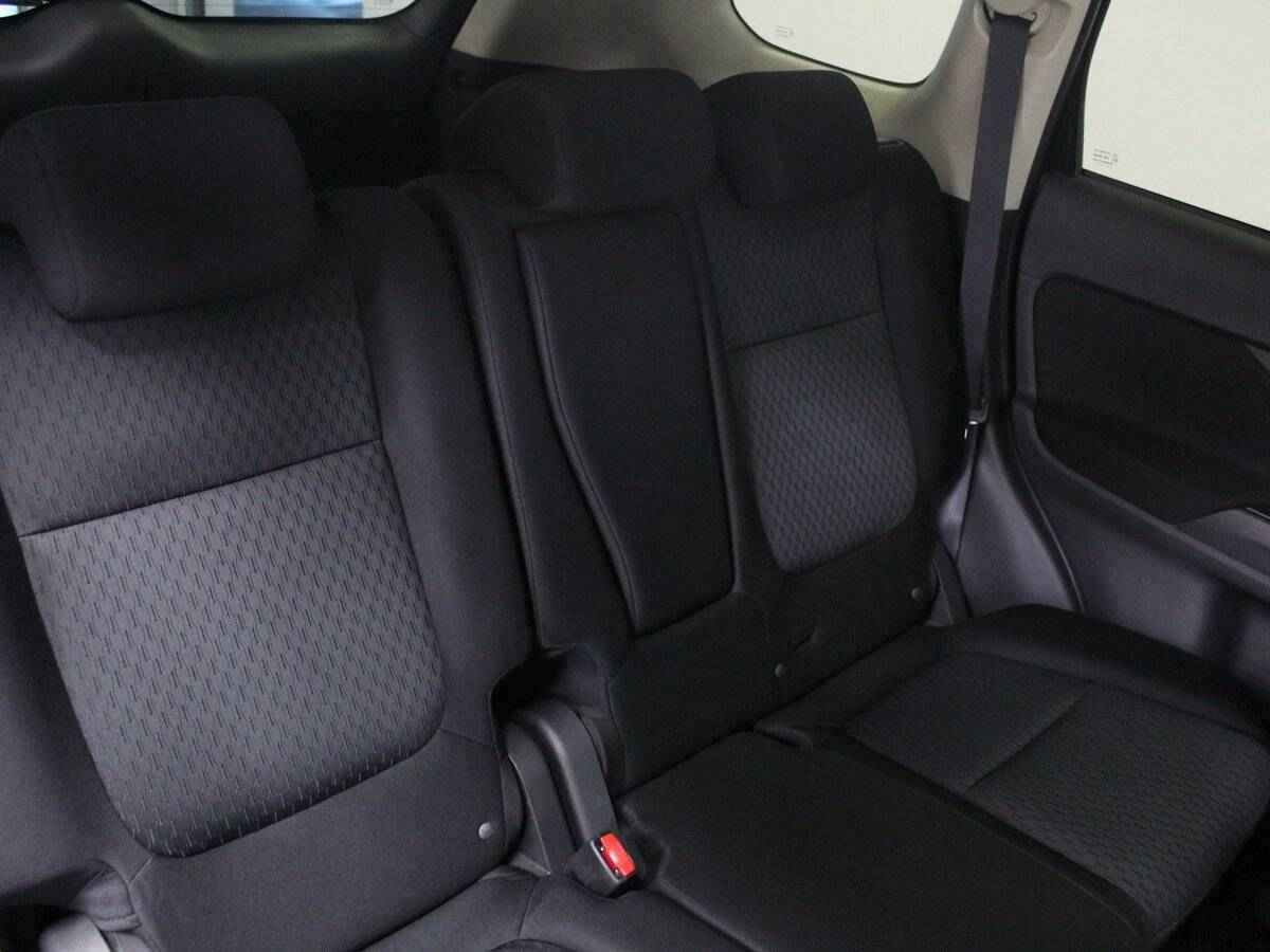 Mitsubishi Outlander, III