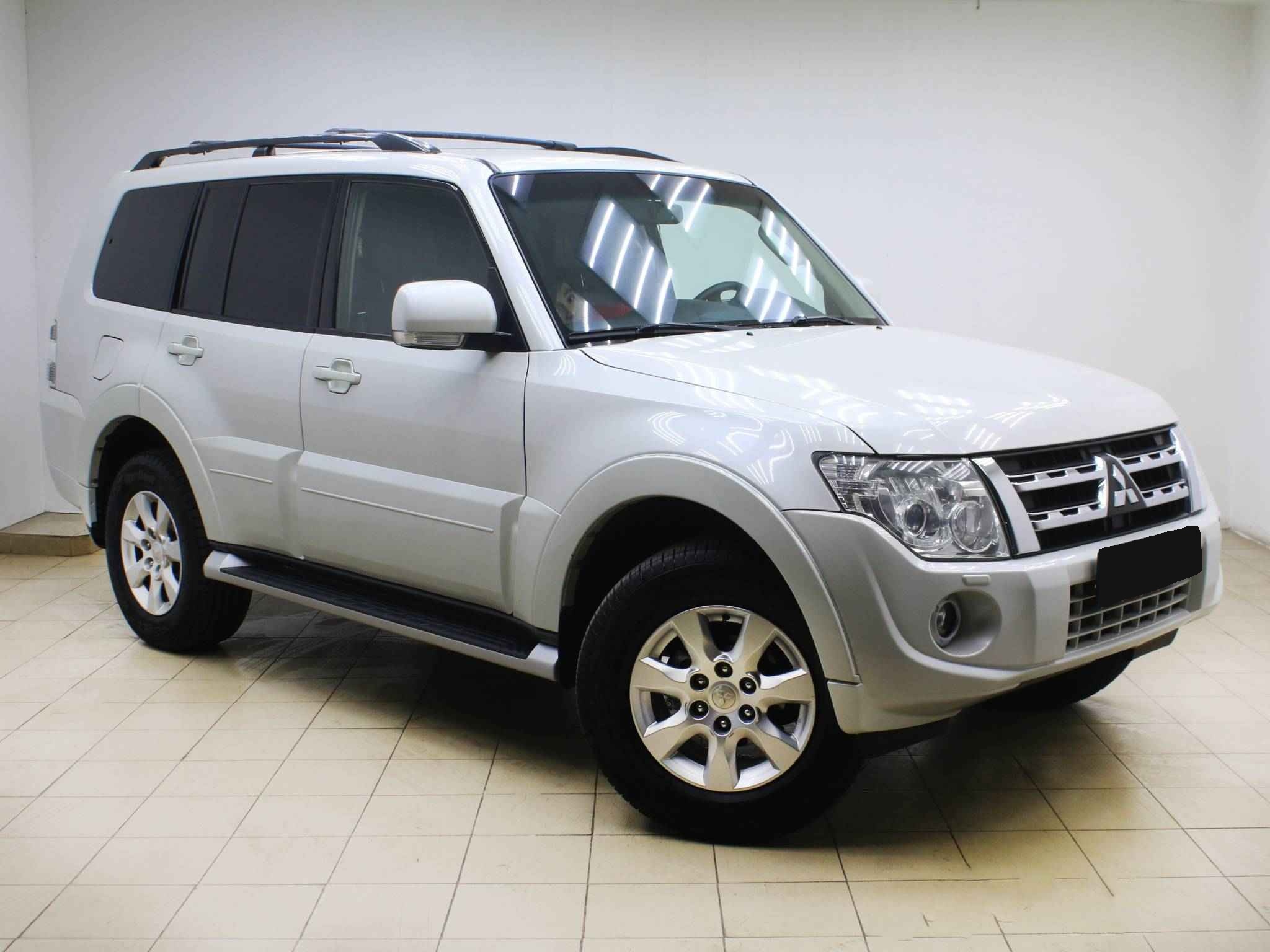 Mitsubishi Pajero, IV Рестайлинг 1