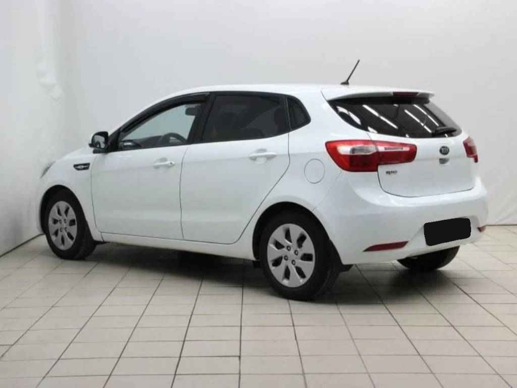 Kia Rio, III