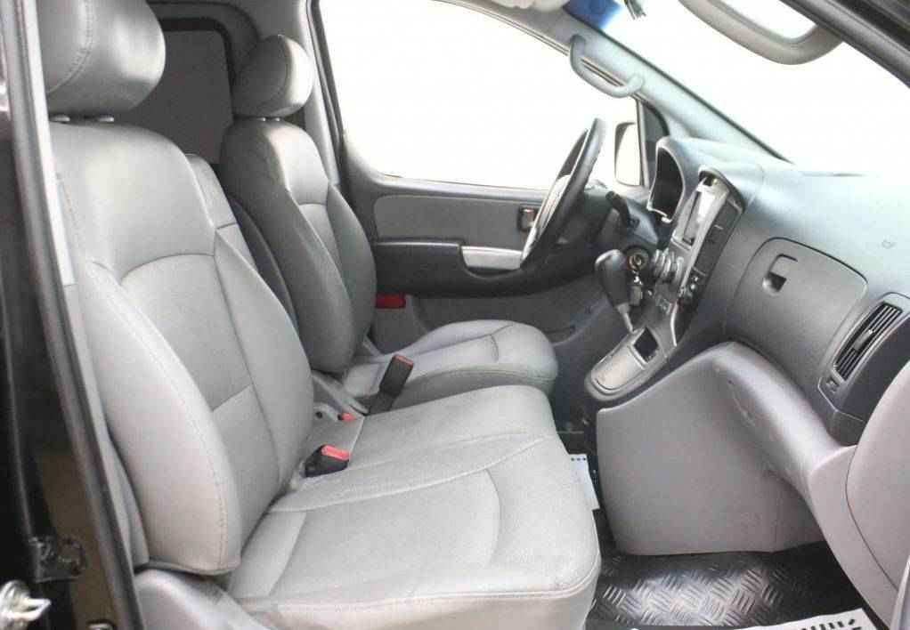 Hyundai Grand Starex, I