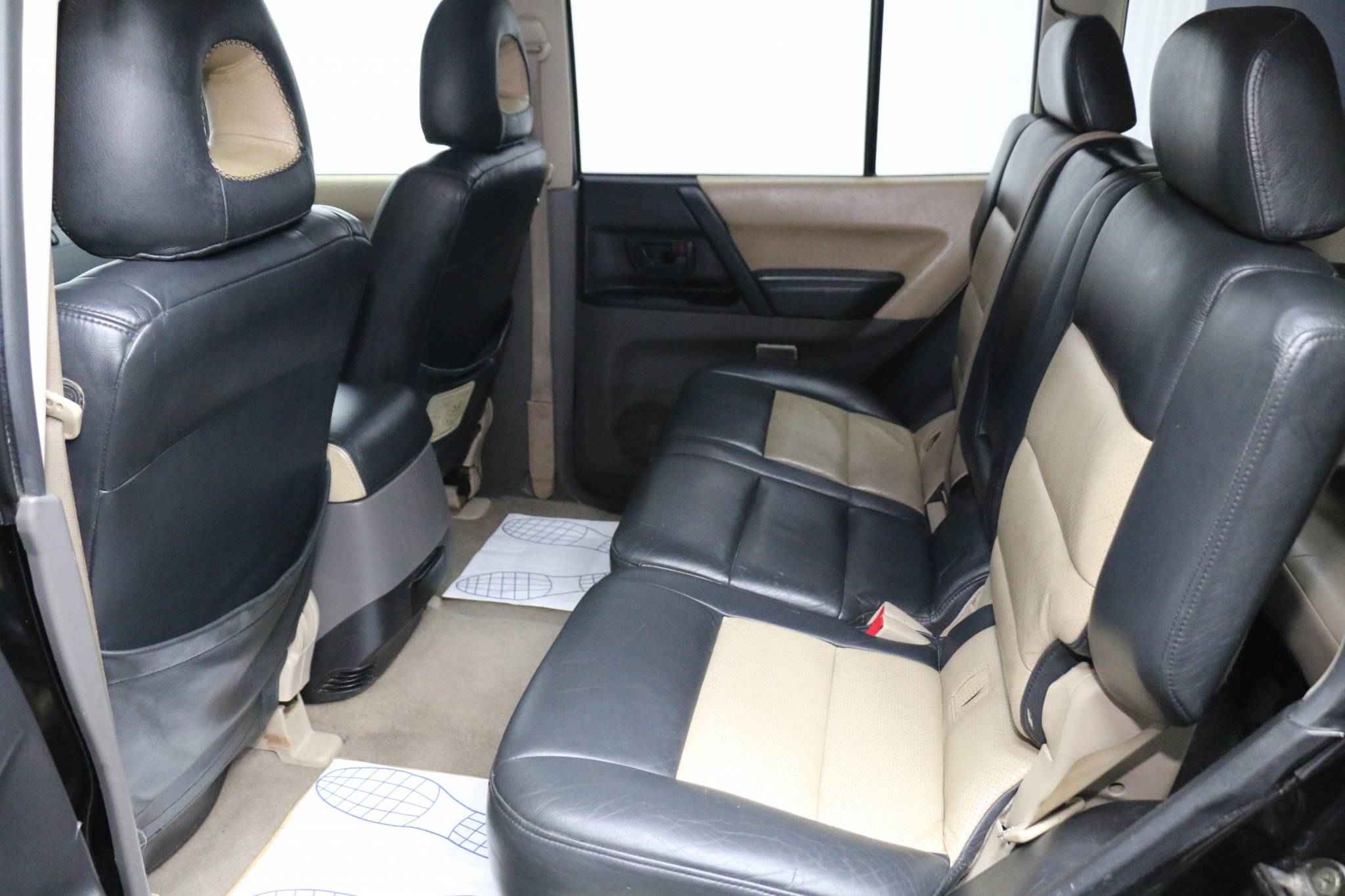 Mitsubishi Montero, II