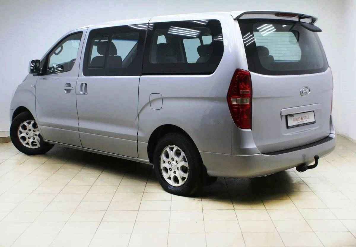 Hyundai Grand Starex, I