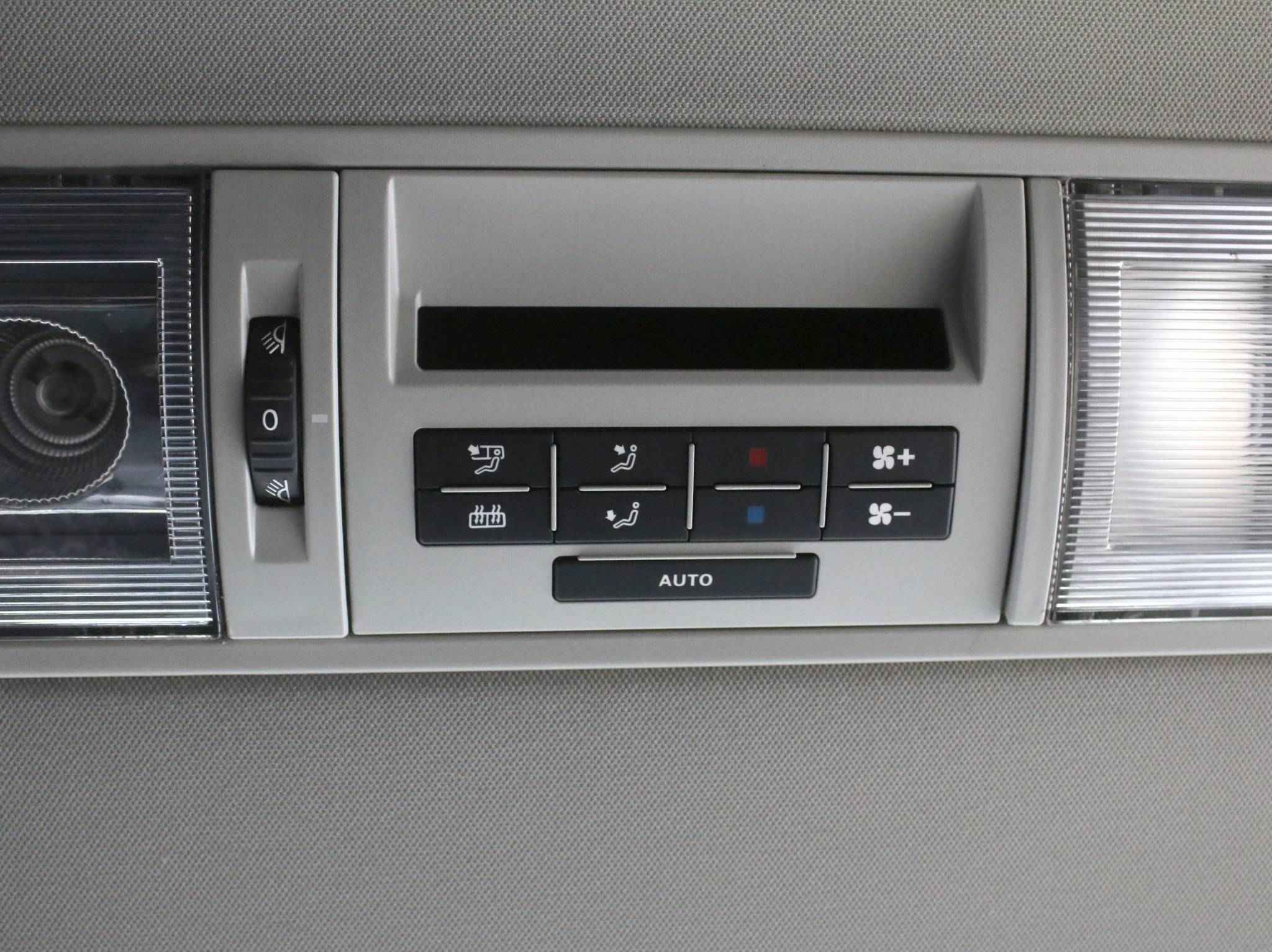 Volkswagen Caravelle, T6