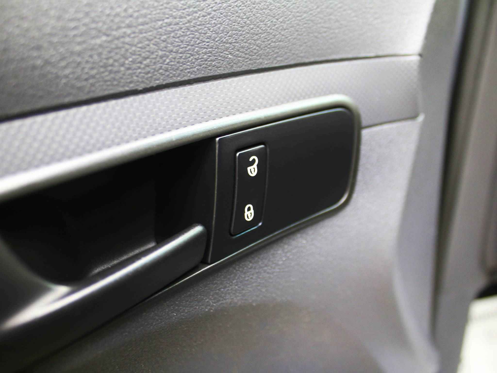 Volkswagen Caddy, III Рестайлинг