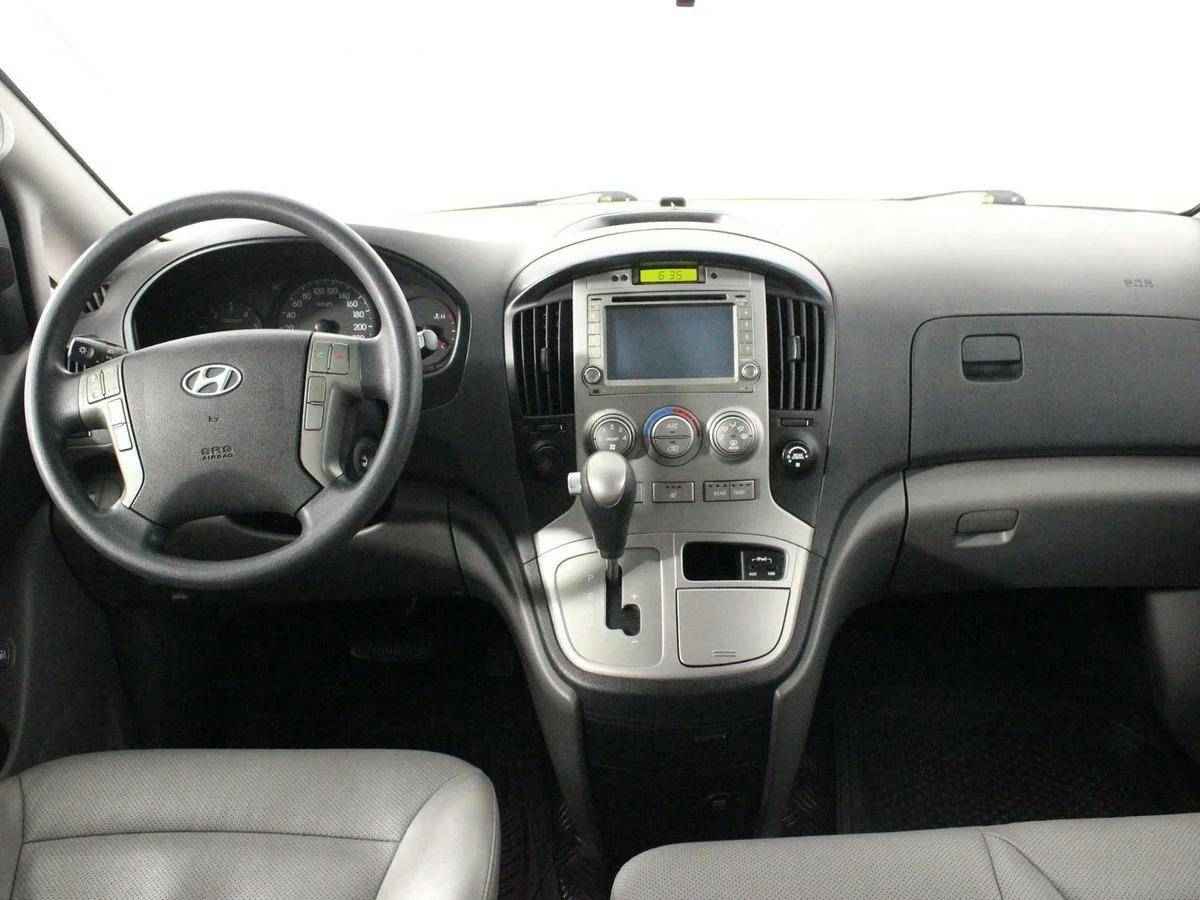 Hyundai Grand Starex, I