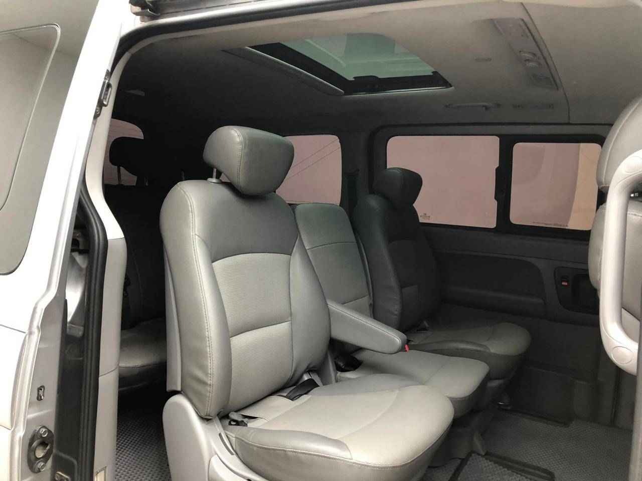 Hyundai Grand Starex, I