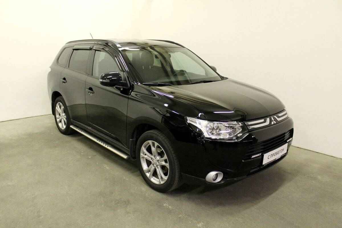 Mitsubishi Outlander, III