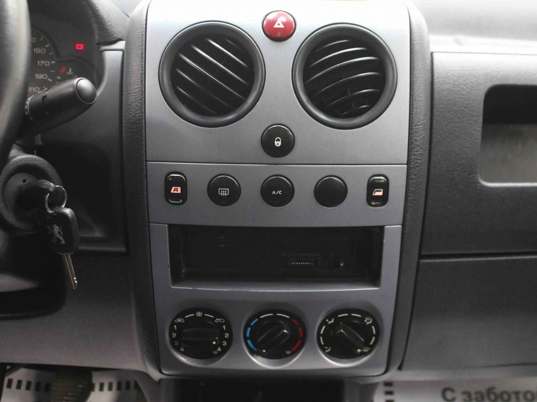 Peugeot Partner, I Рестайлинг