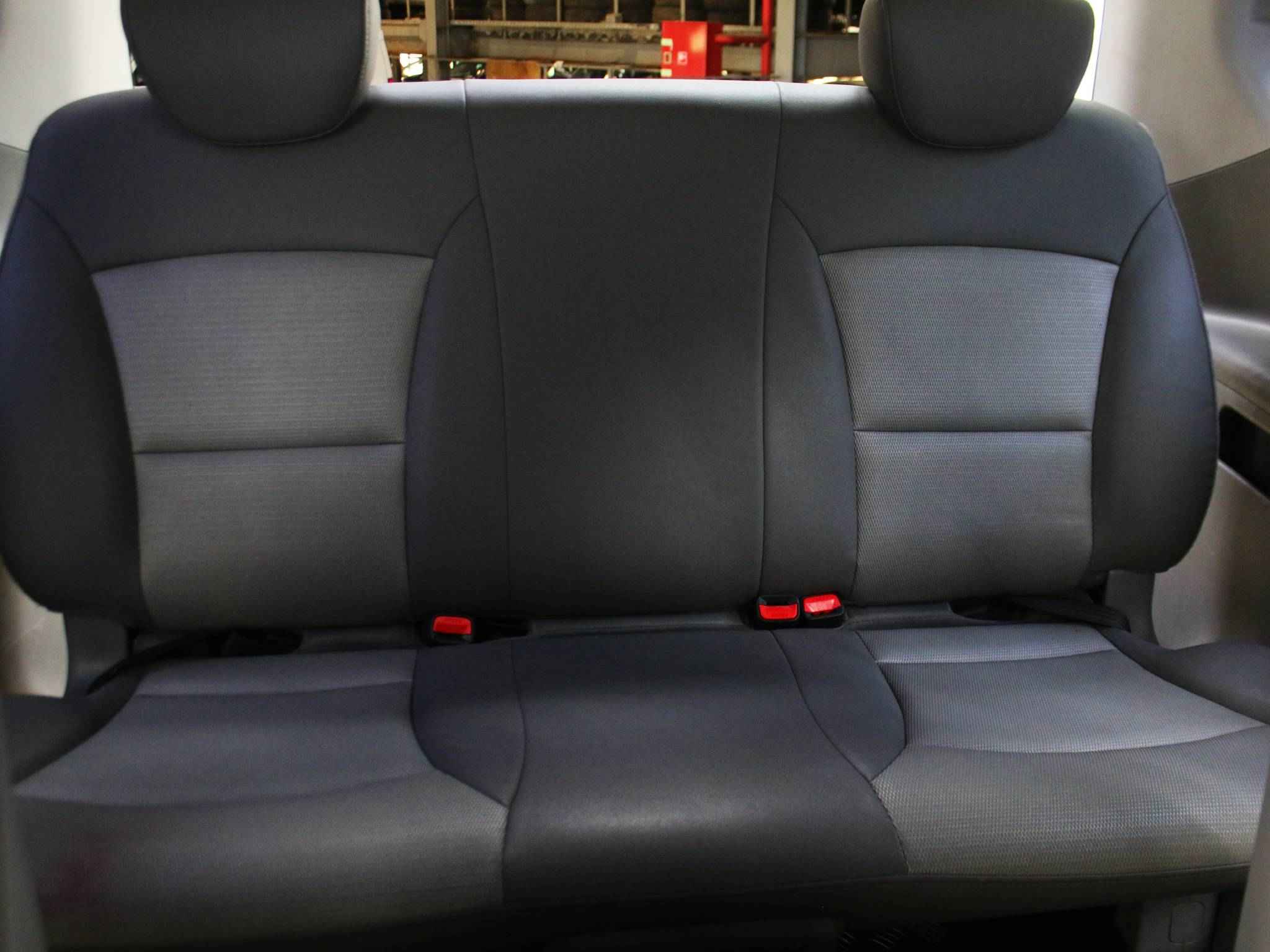 Hyundai Grand Starex, I