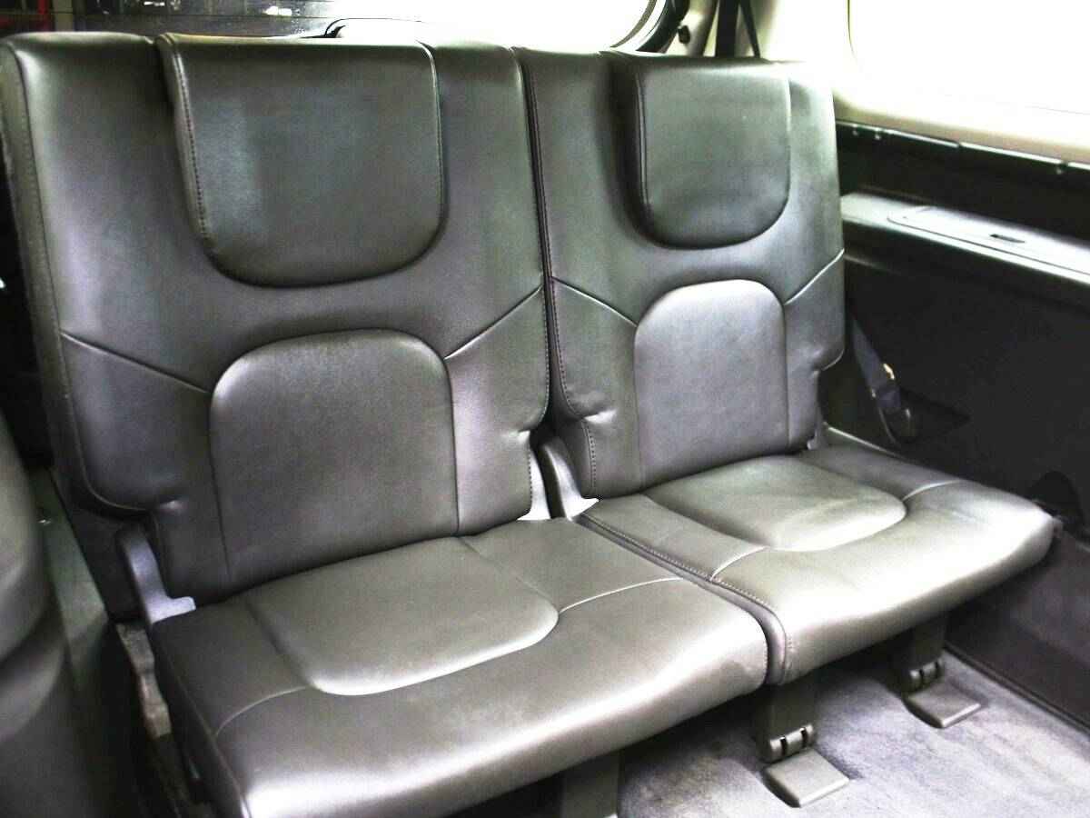 Nissan Pathfinder, III