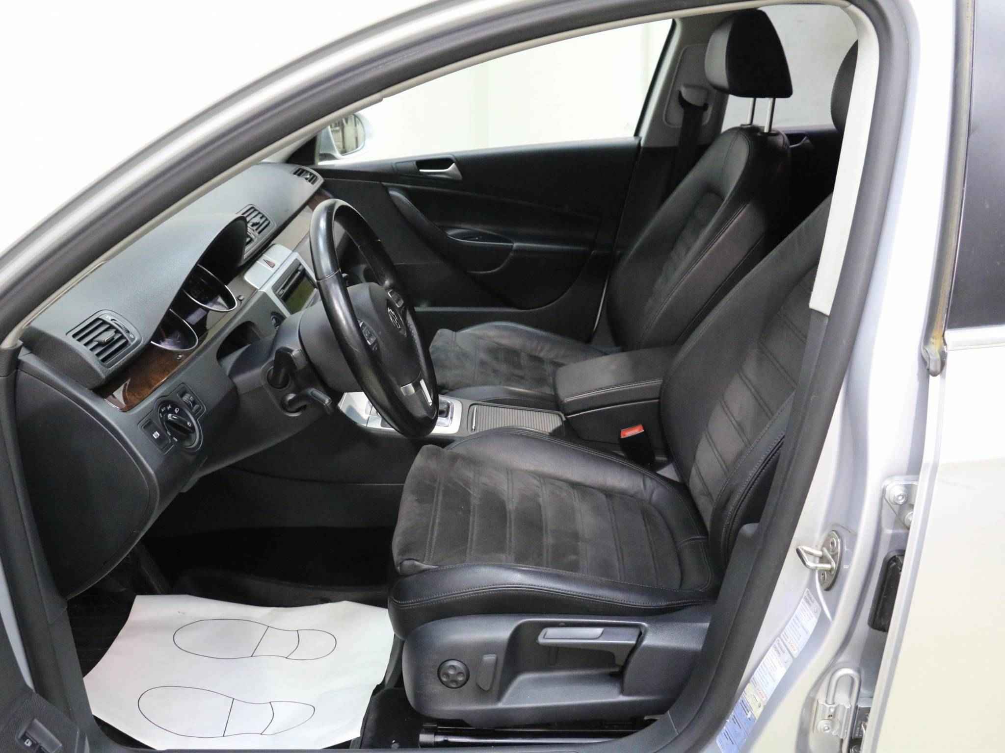 Volkswagen Passat, B6