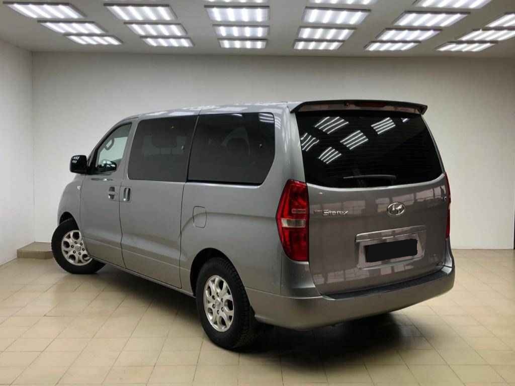Hyundai Grand Starex, I