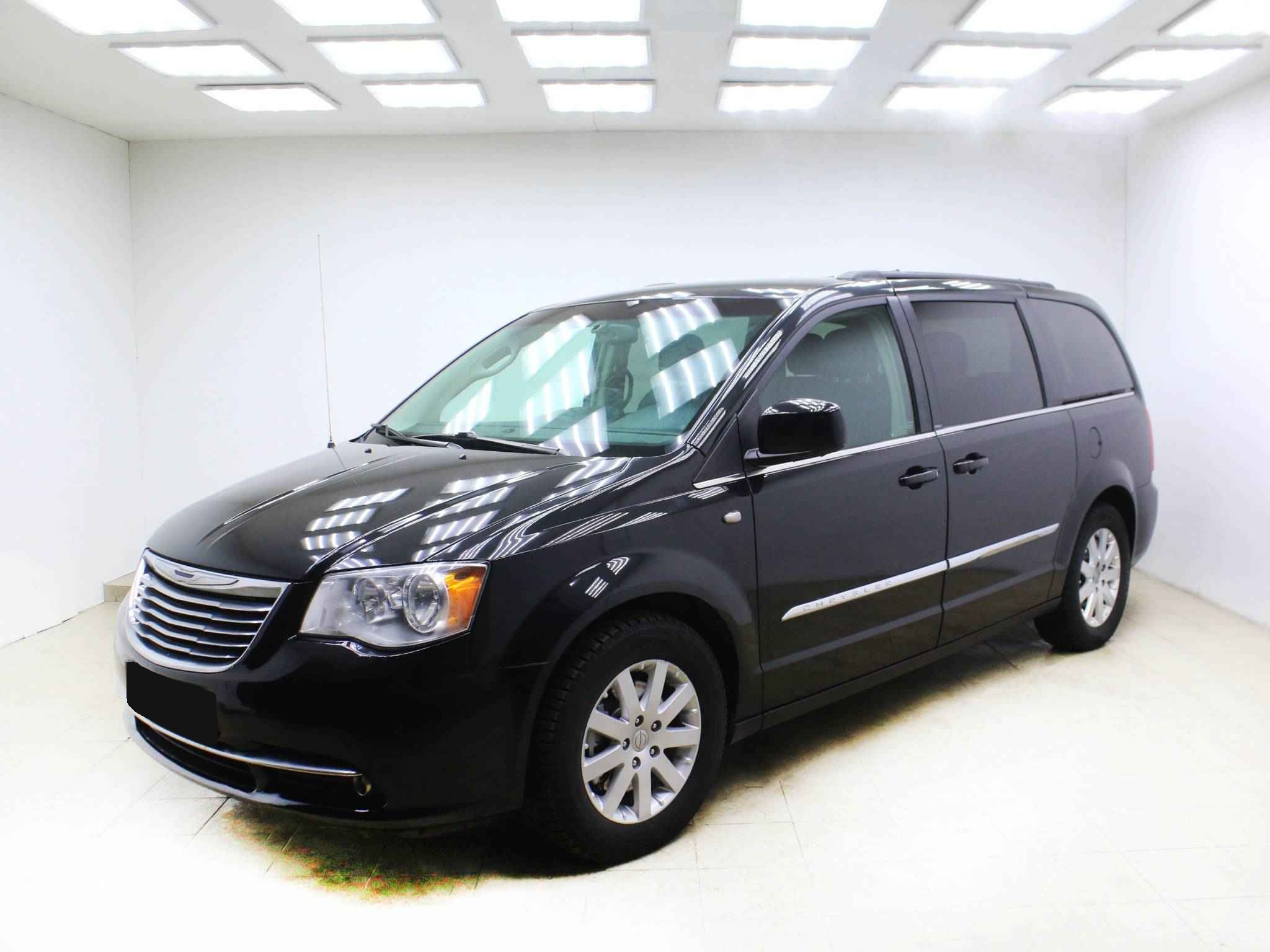 Chrysler Town & Country, V Рестайлинг