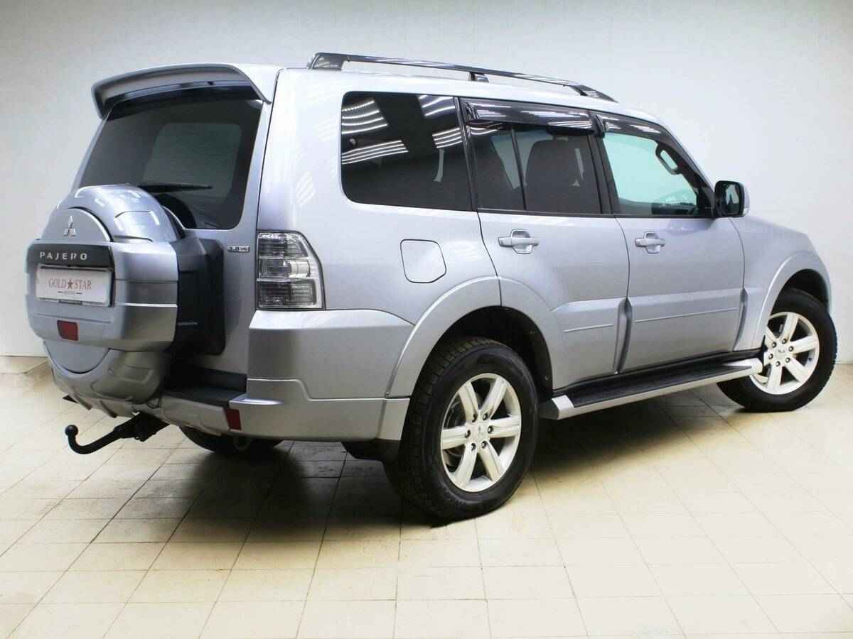 Mitsubishi Pajero, IV