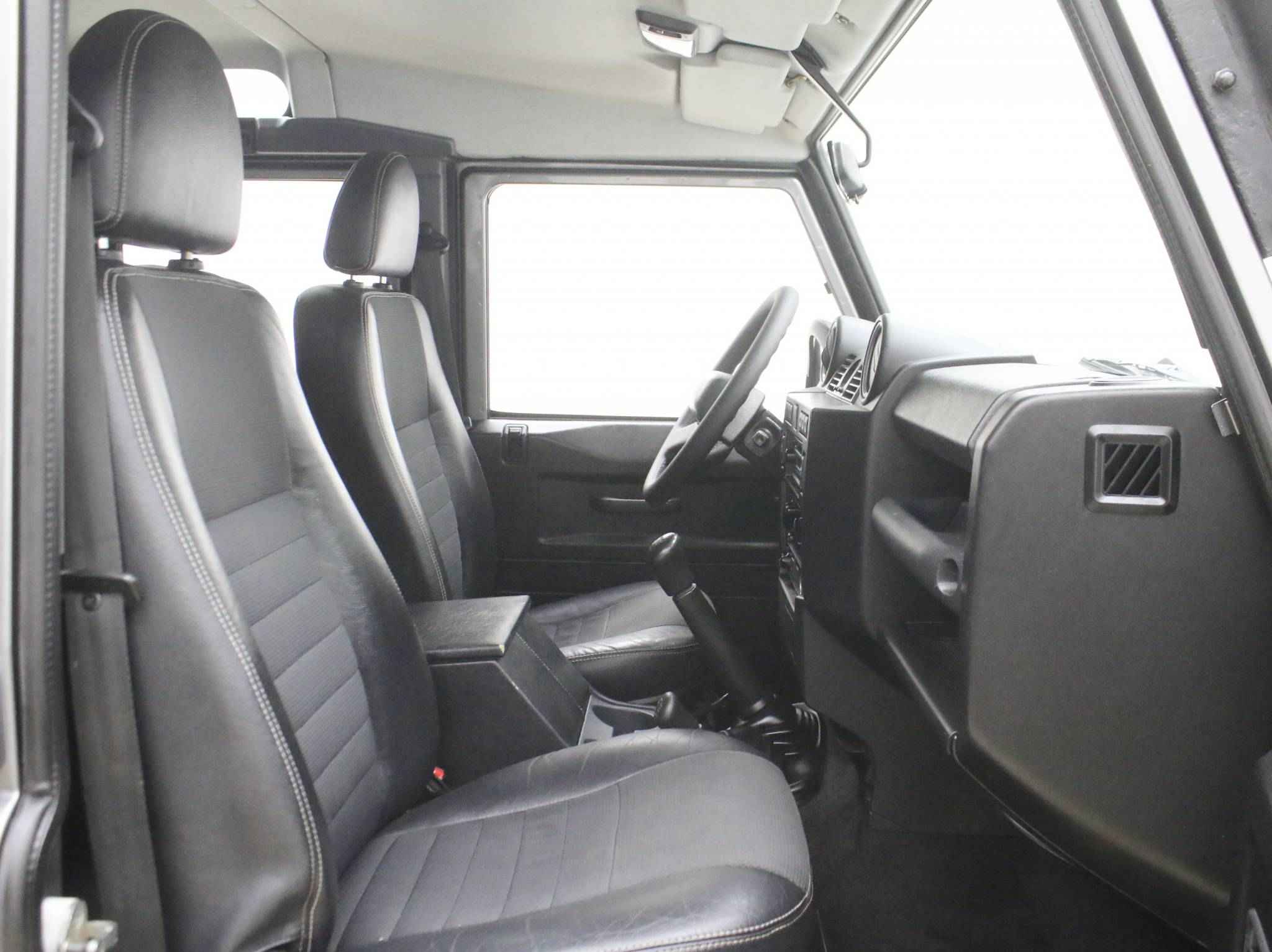 Land Rover Defender, I Рестайлинг