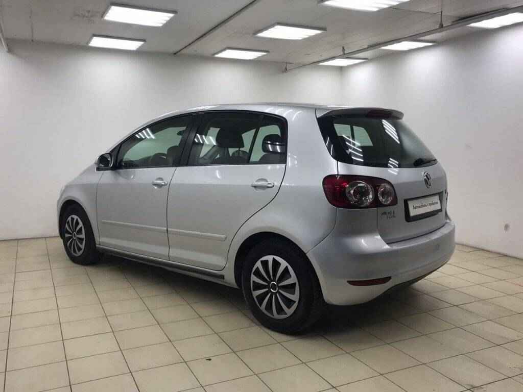 Volkswagen Golf Plus, II