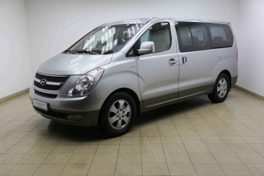 Hyundai Grand Starex, I